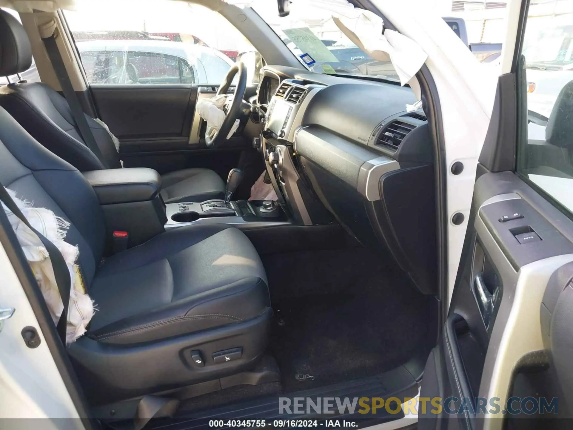5 fotografías del automóvil dañado JTENU5JR5M5916410 TOYOTA 4RUNNER 2021