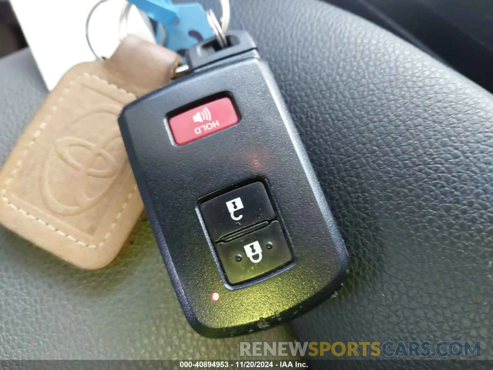 11 fotografías del automóvil dañado JTENU5JR6M5901494 TOYOTA 4RUNNER 2021
