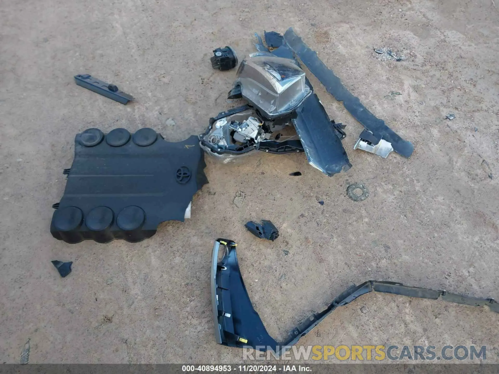 12 fotografías del automóvil dañado JTENU5JR6M5901494 TOYOTA 4RUNNER 2021