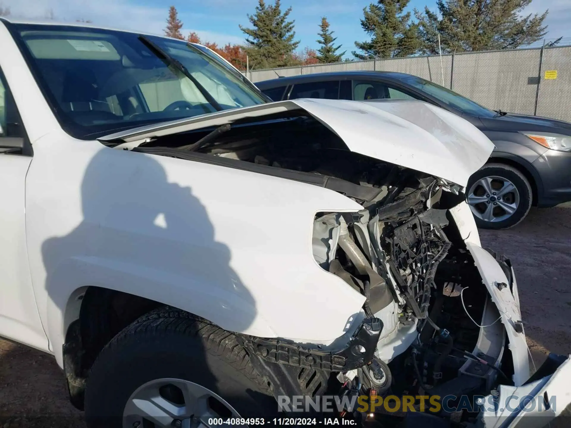 18 fotografías del automóvil dañado JTENU5JR6M5901494 TOYOTA 4RUNNER 2021