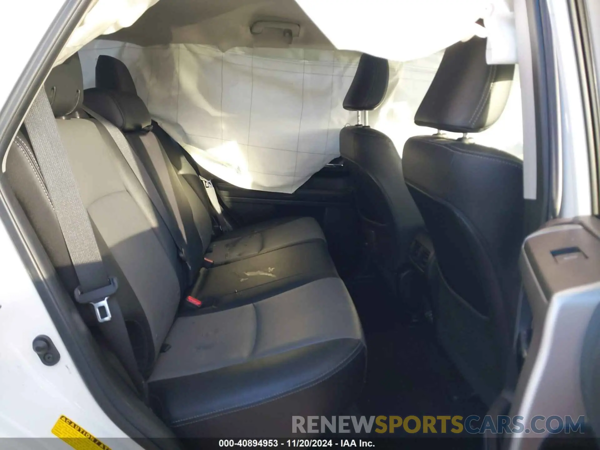 8 fotografías del automóvil dañado JTENU5JR6M5901494 TOYOTA 4RUNNER 2021