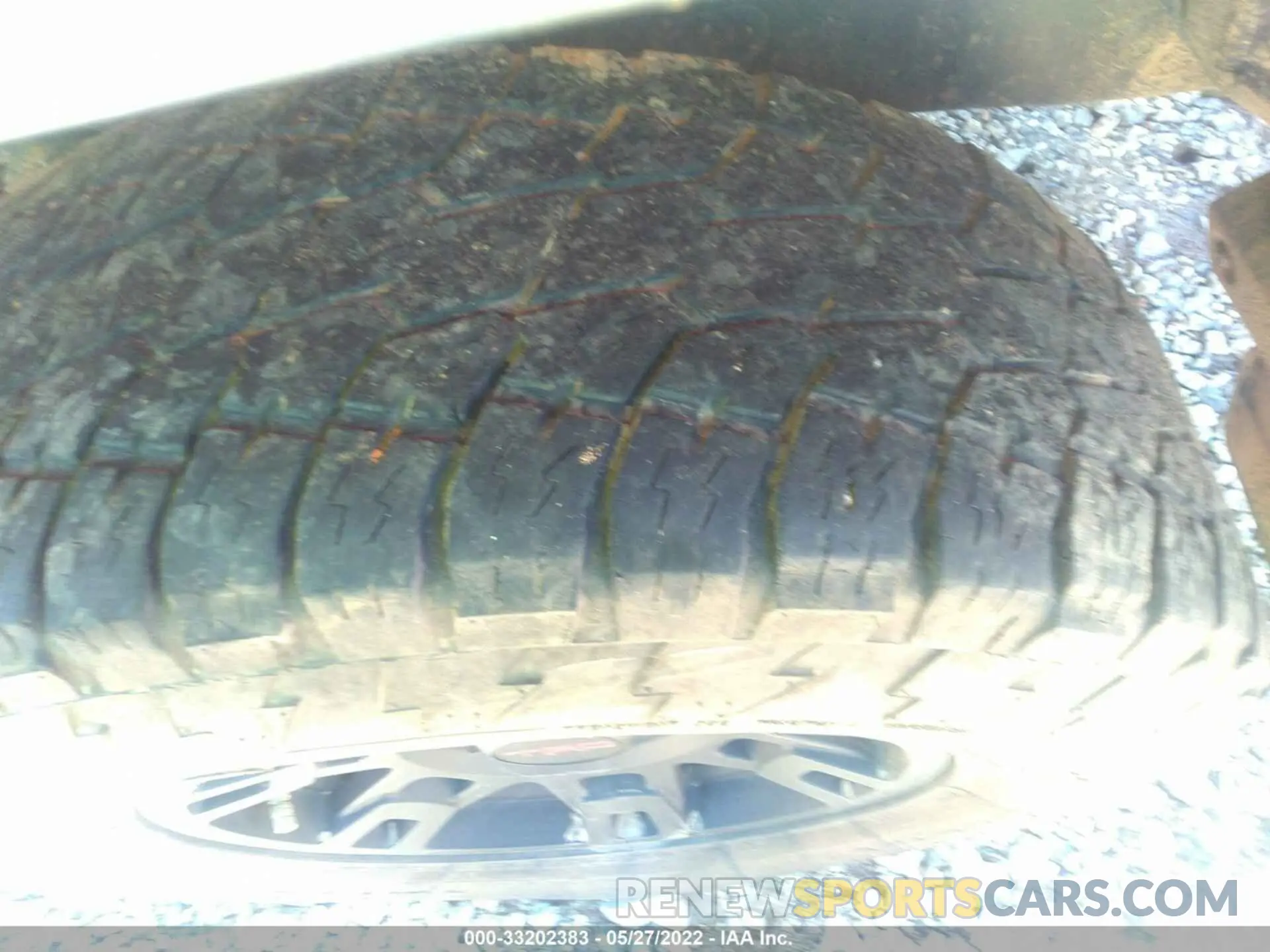 13 fotografías del automóvil dañado JTENU5JR6M5931739 TOYOTA 4RUNNER 2021