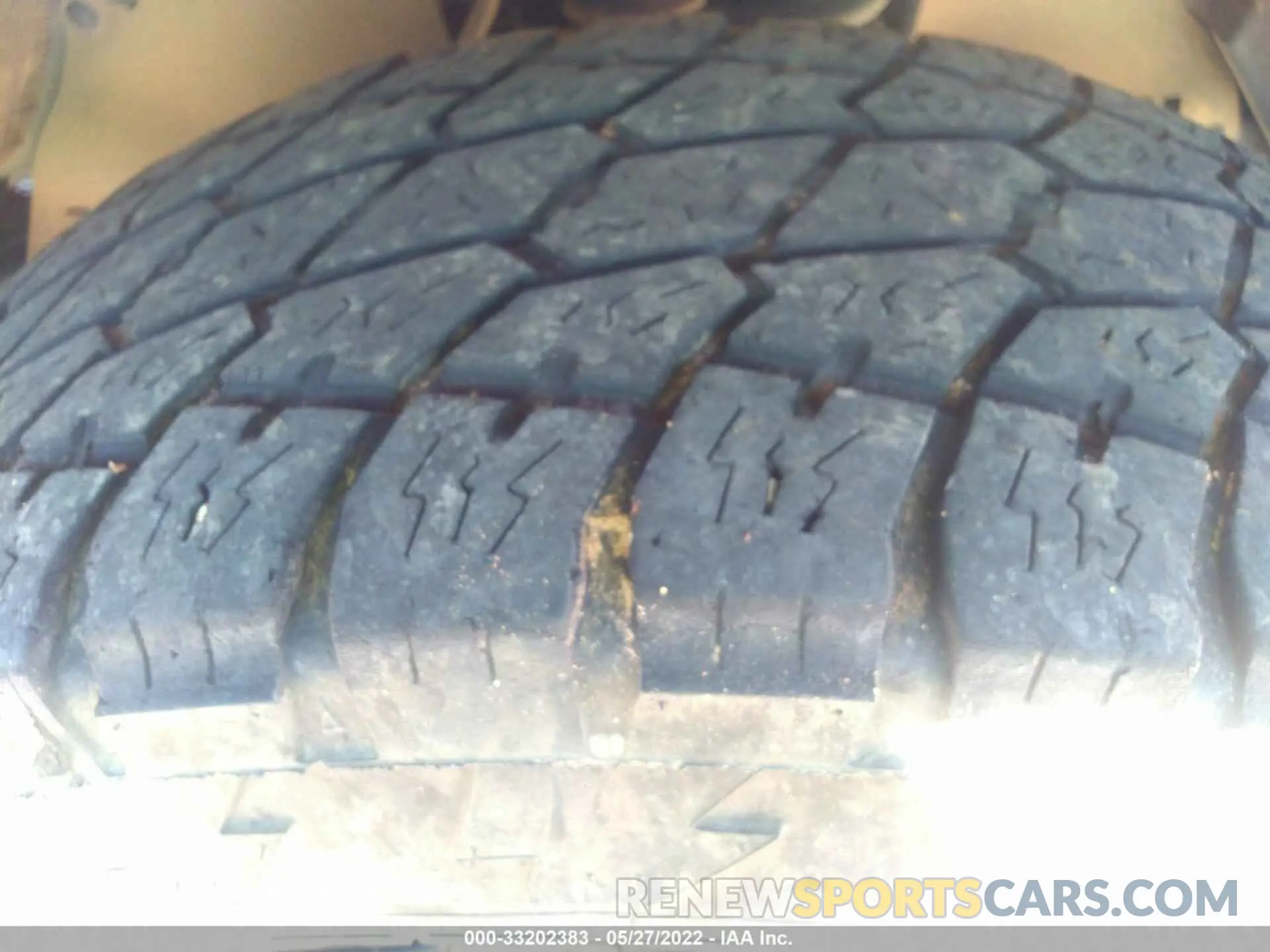 14 fotografías del automóvil dañado JTENU5JR6M5931739 TOYOTA 4RUNNER 2021