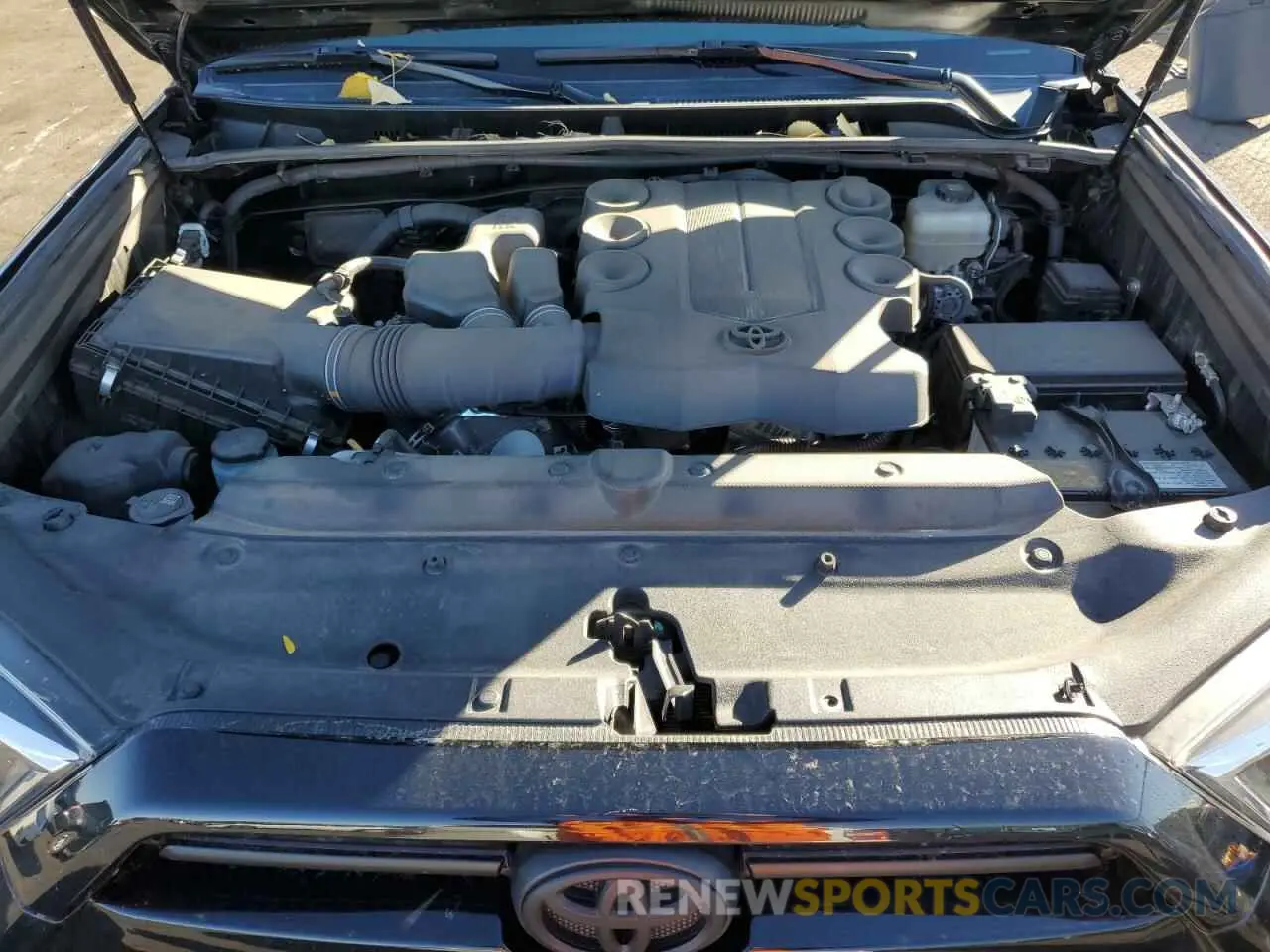 11 fotografías del automóvil dañado JTENU5JR7M5861233 TOYOTA 4RUNNER 2021