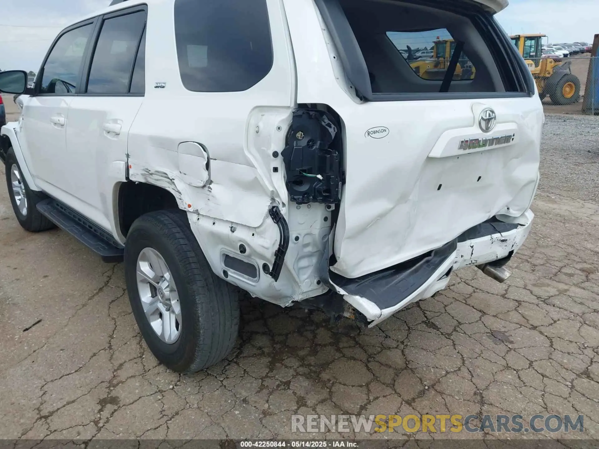 17 fotografías del automóvil dañado JTENU5JR7M5882244 TOYOTA 4RUNNER 2021