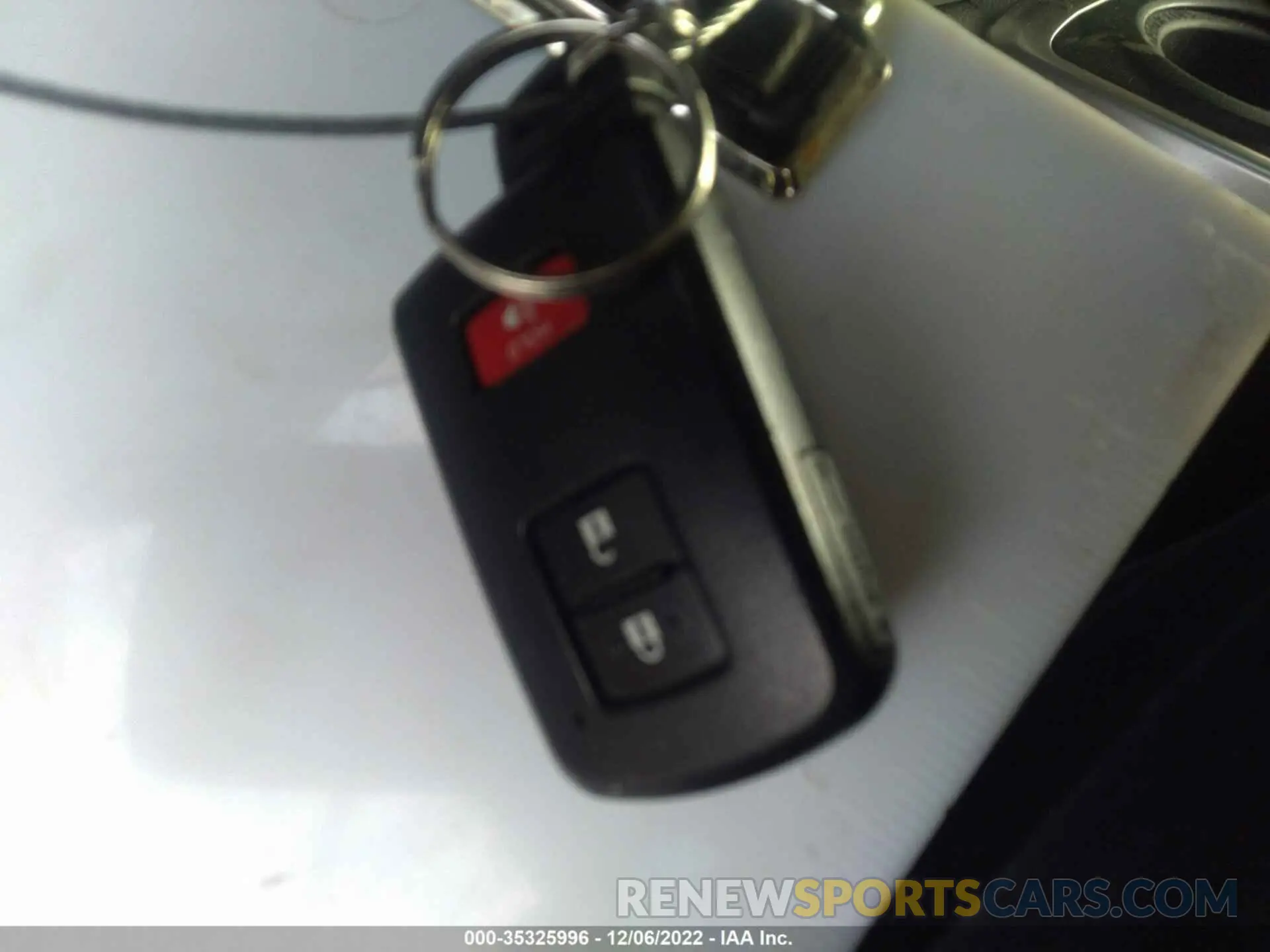 11 fotografías del automóvil dañado JTENU5JR8M5871883 TOYOTA 4RUNNER 2021