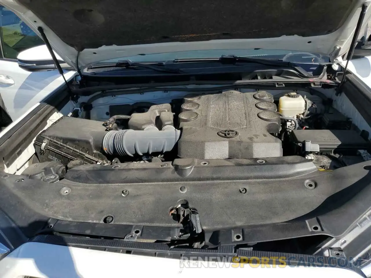 12 fotografías del automóvil dañado JTENU5JR8M5936098 TOYOTA 4RUNNER 2021