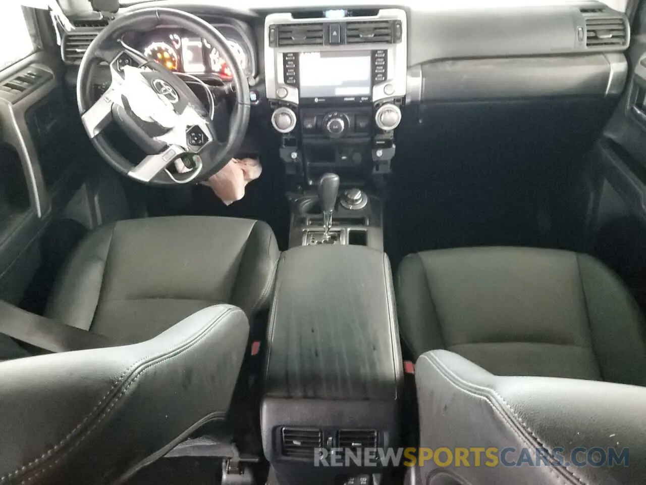8 fotografías del automóvil dañado JTENU5JR9M5917110 TOYOTA 4RUNNER 2021