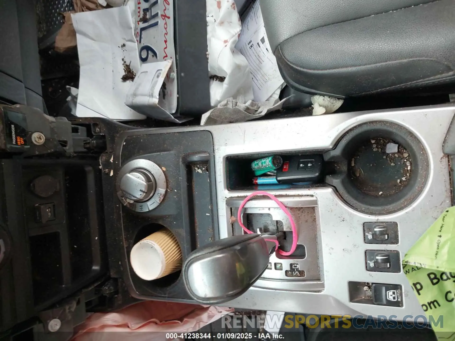 11 fotografías del automóvil dañado JTENU5JR9M5930729 TOYOTA 4RUNNER 2021