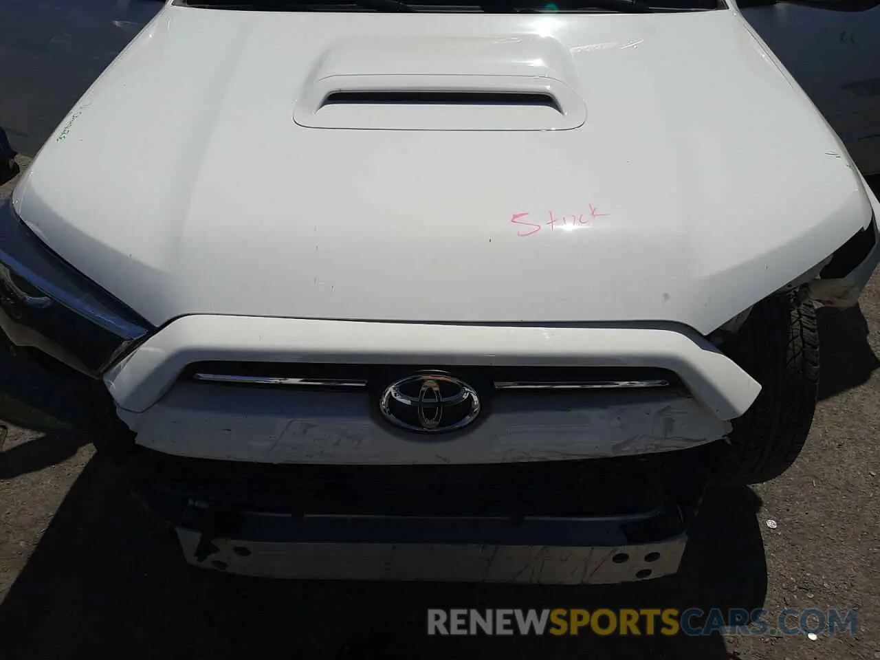 7 fotografías del automóvil dañado JTEPU5JR0M5959495 TOYOTA 4RUNNER 2021
