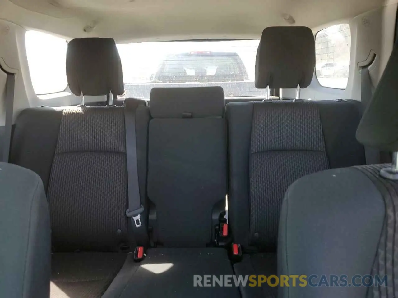 10 fotografías del automóvil dañado JTEPU5JR4M5839411 TOYOTA 4RUNNER 2021