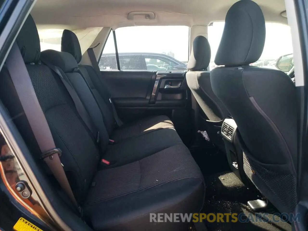 11 fotografías del automóvil dañado JTEPU5JR8M5905765 TOYOTA 4RUNNER 2021