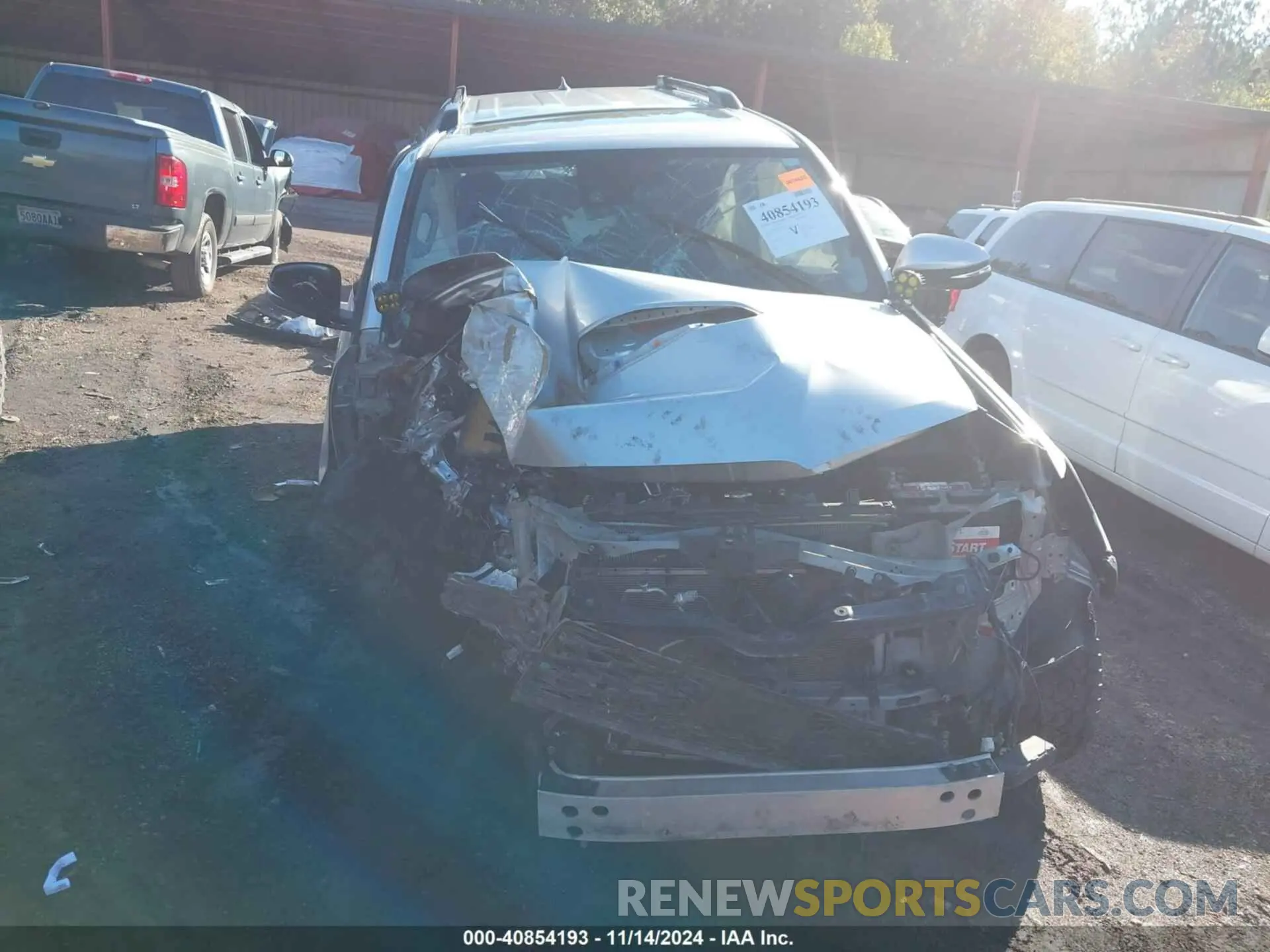 12 fotografías del automóvil dañado JTERU5JR0M5919622 TOYOTA 4RUNNER 2021