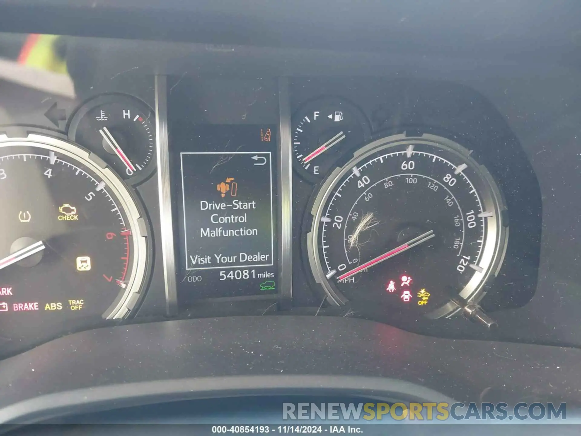 7 fotografías del automóvil dañado JTERU5JR0M5919622 TOYOTA 4RUNNER 2021