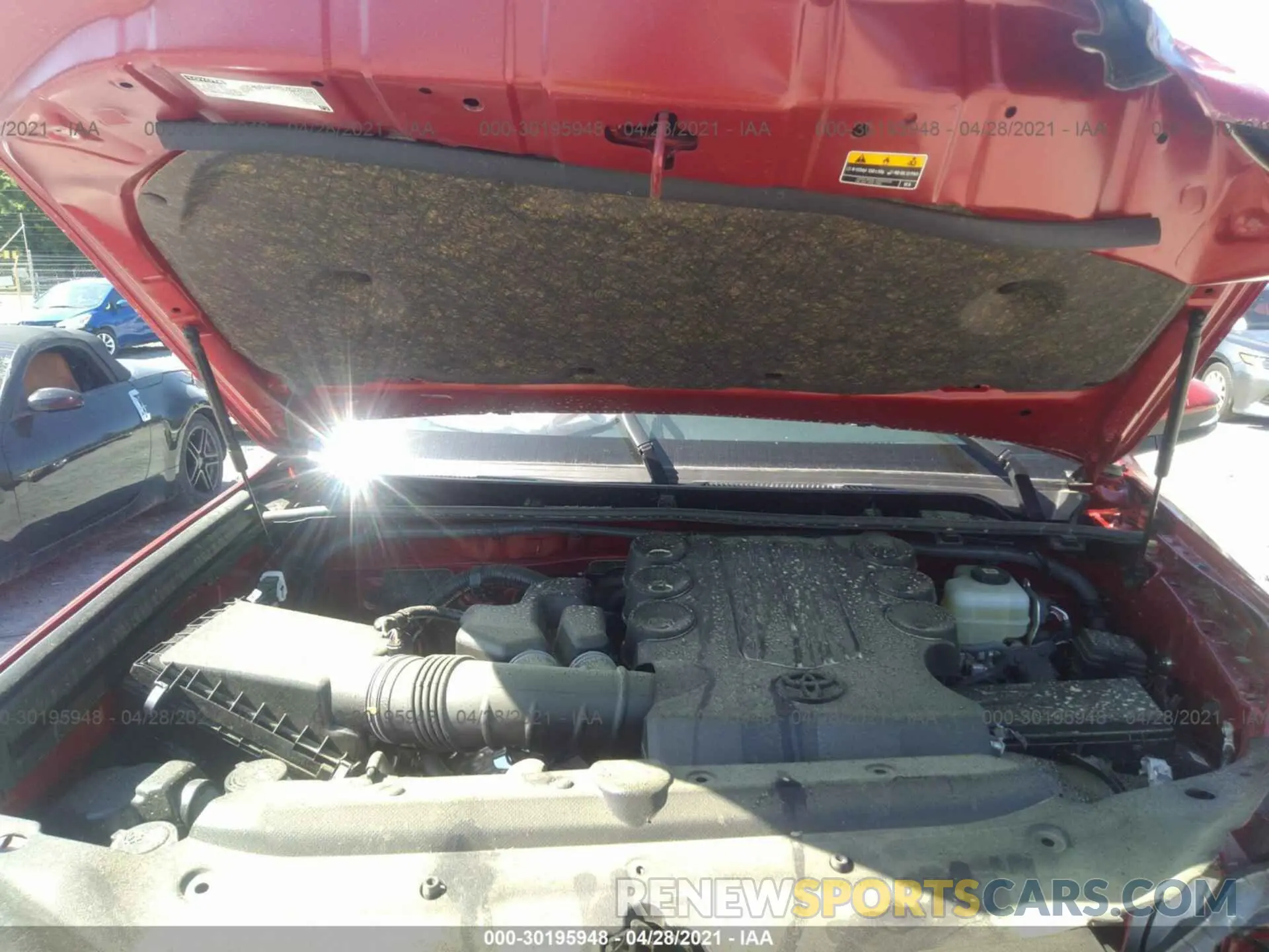 10 fotografías del automóvil dañado JTERU5JR1M5853825 TOYOTA 4RUNNER 2021