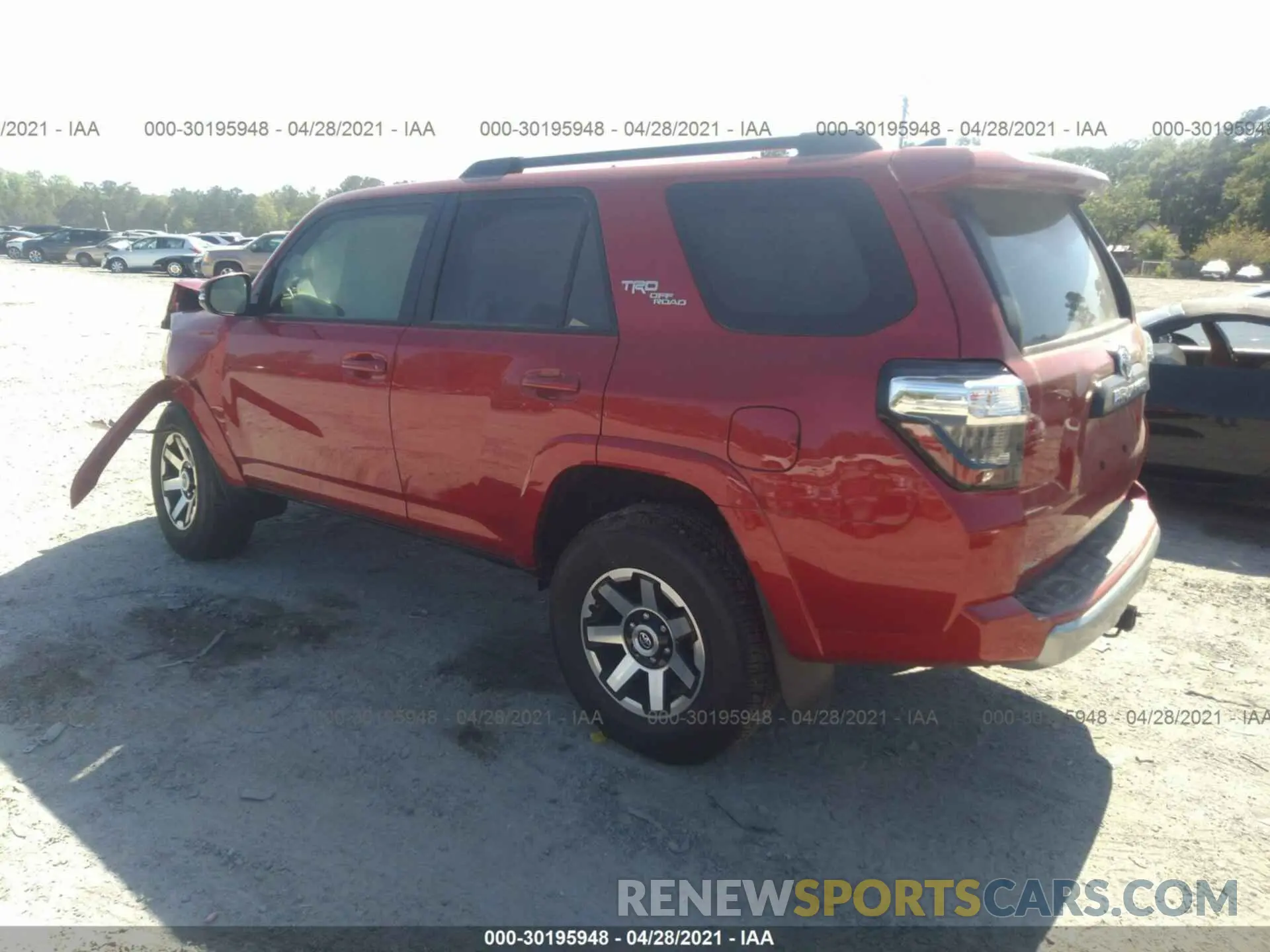 3 fotografías del automóvil dañado JTERU5JR1M5853825 TOYOTA 4RUNNER 2021