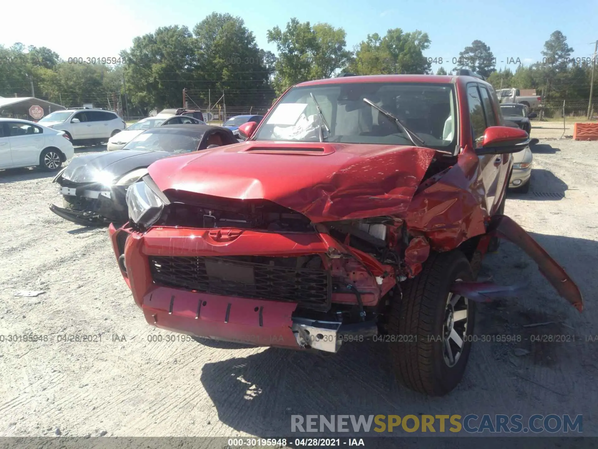 6 fotografías del automóvil dañado JTERU5JR1M5853825 TOYOTA 4RUNNER 2021
