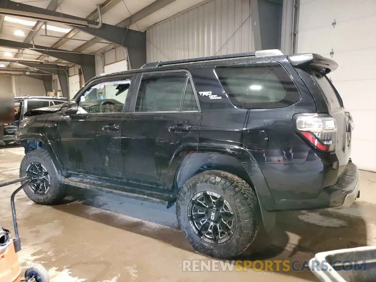 2 fotografías del automóvil dañado JTERU5JR2M5844535 TOYOTA 4RUNNER 2021