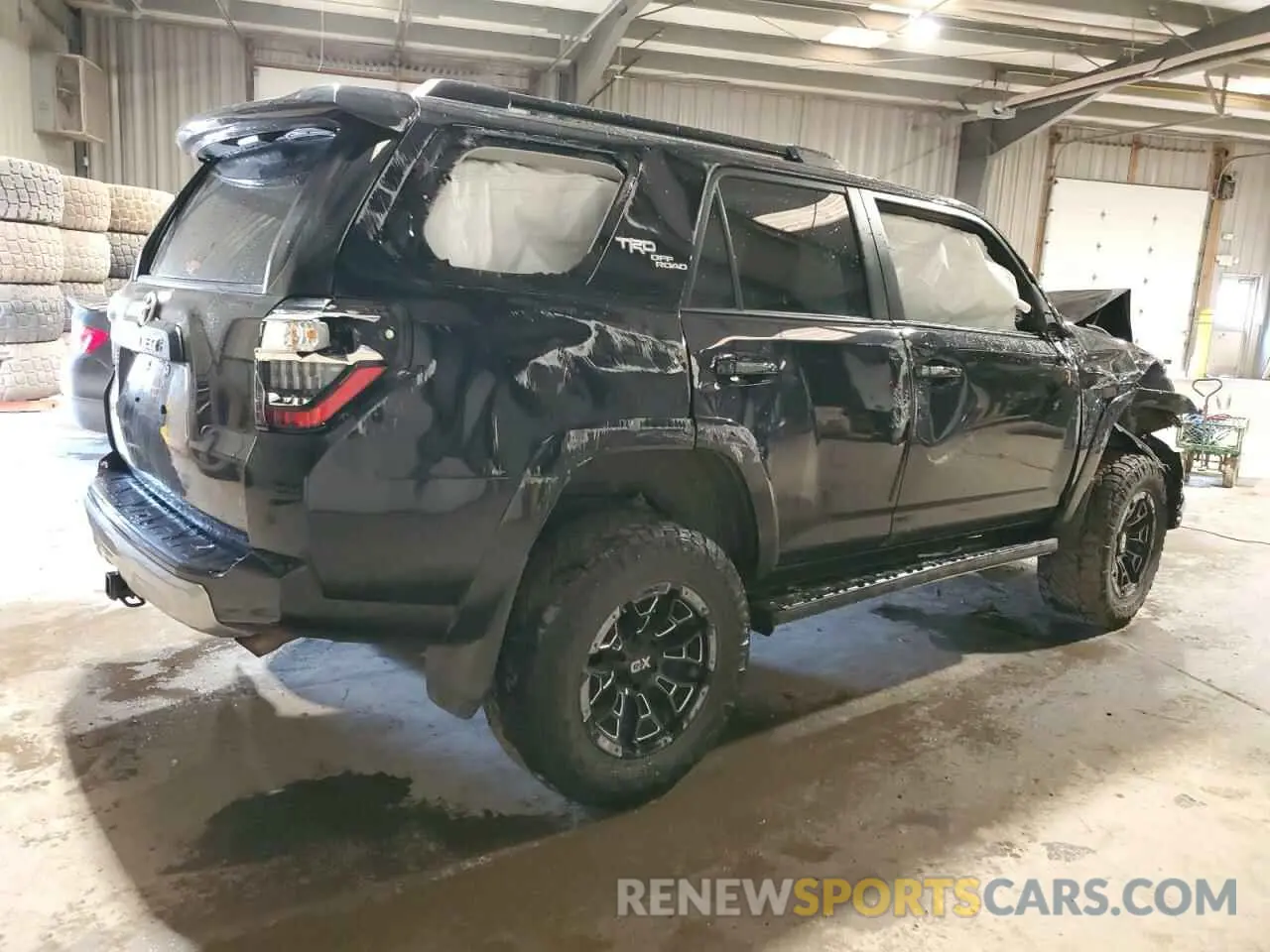 3 fotografías del automóvil dañado JTERU5JR2M5844535 TOYOTA 4RUNNER 2021