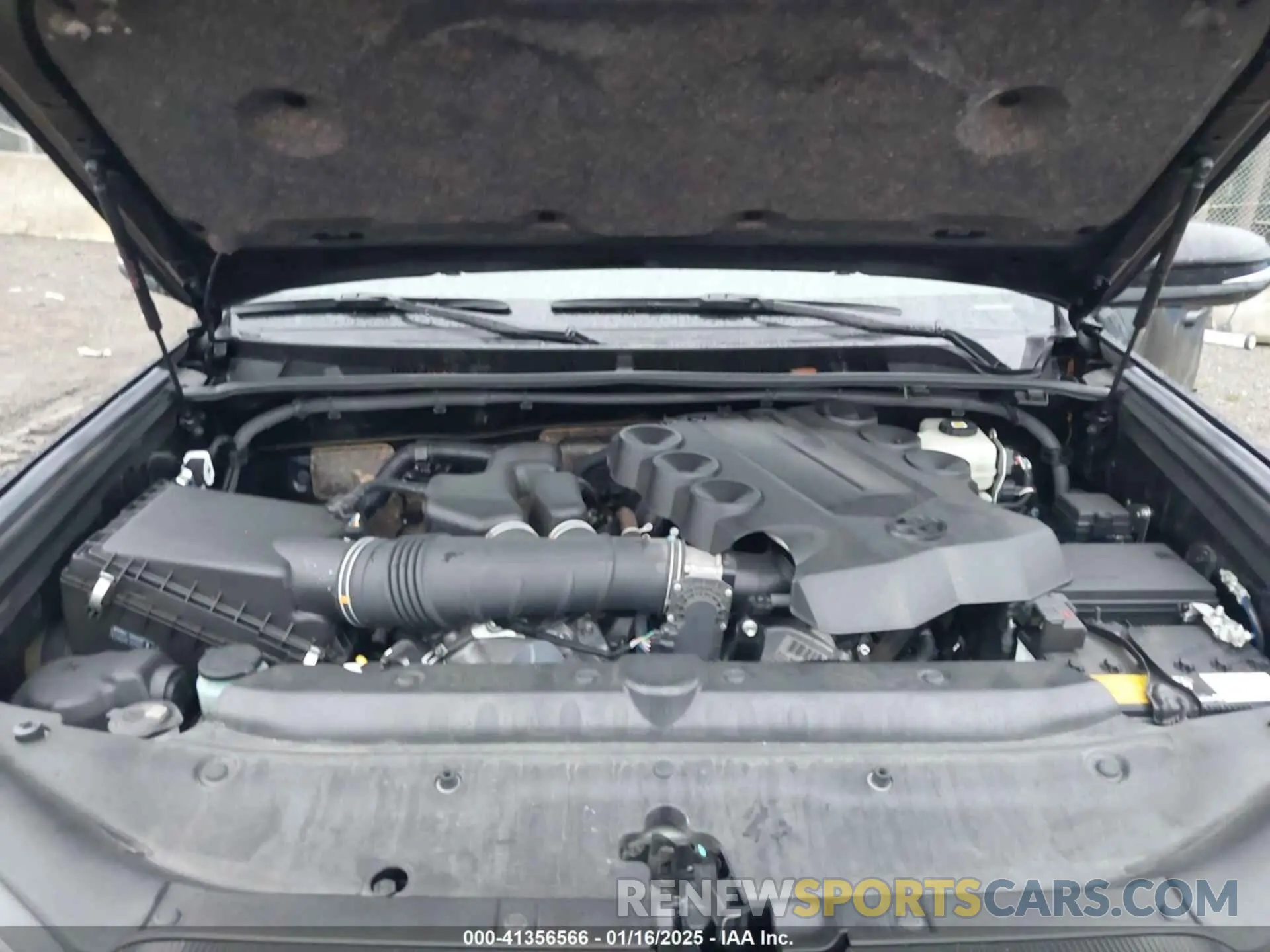 10 fotografías del automóvil dañado JTERU5JR3M5843443 TOYOTA 4RUNNER 2021