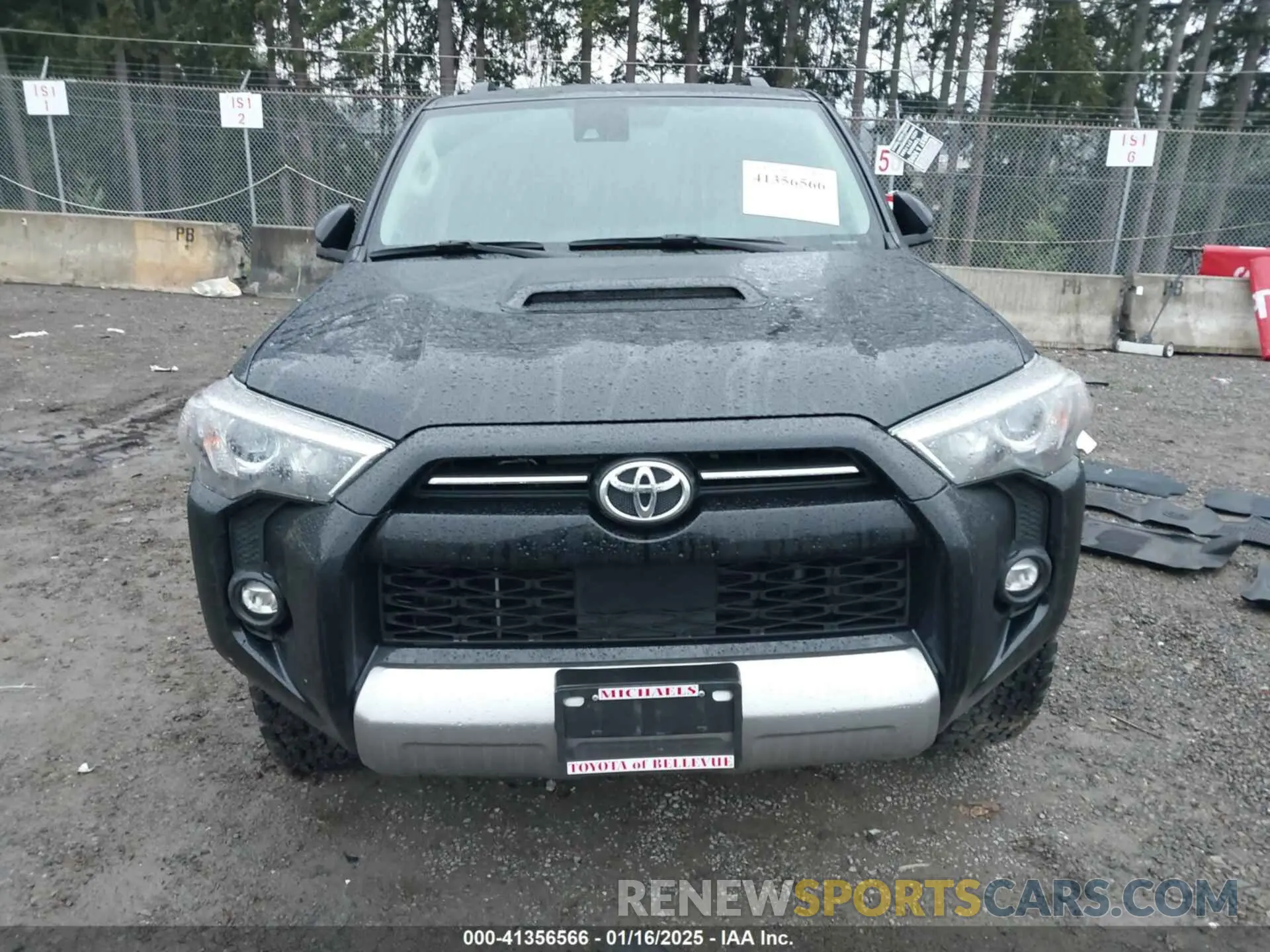 12 fotografías del automóvil dañado JTERU5JR3M5843443 TOYOTA 4RUNNER 2021