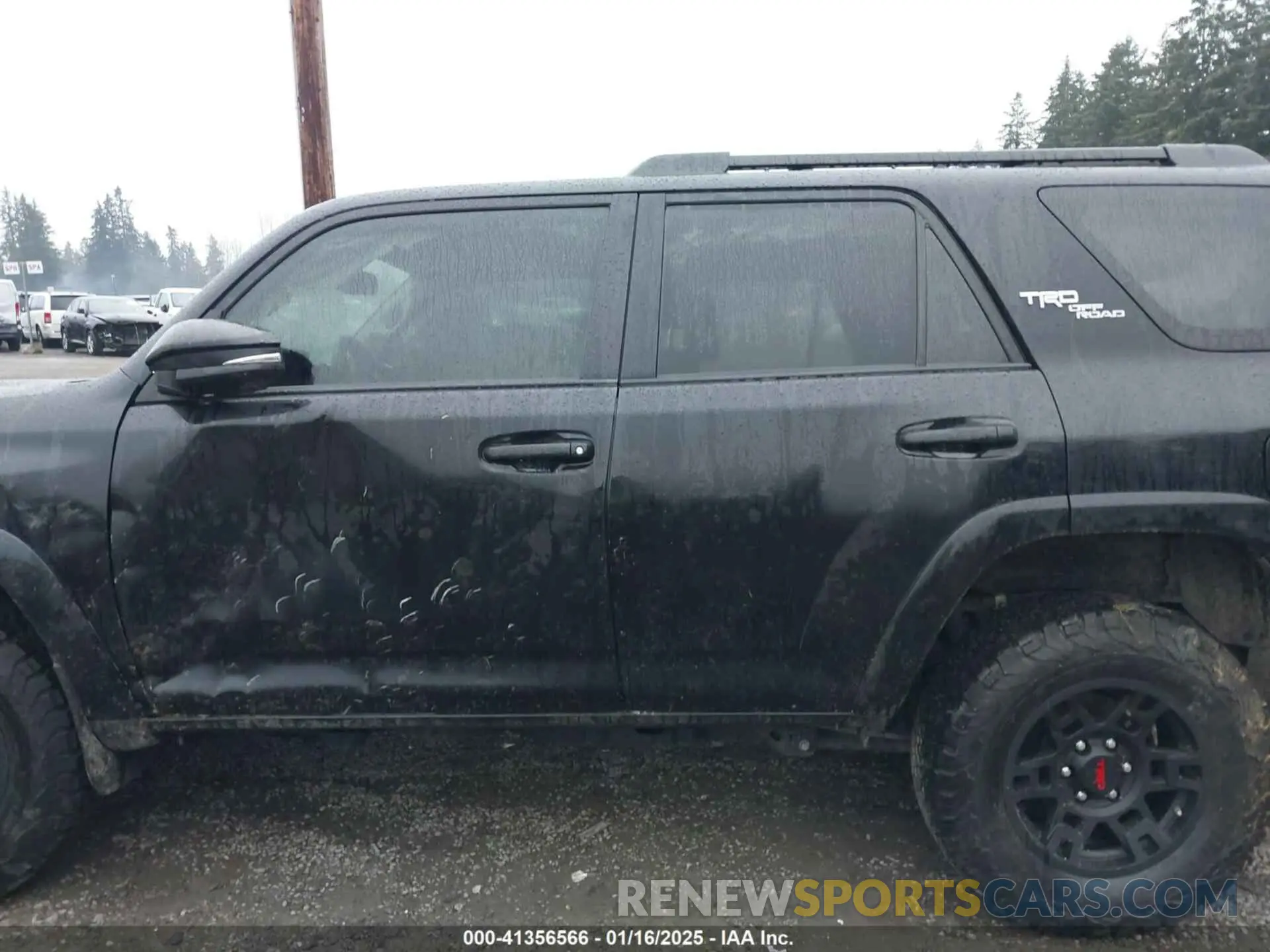 14 fotografías del automóvil dañado JTERU5JR3M5843443 TOYOTA 4RUNNER 2021