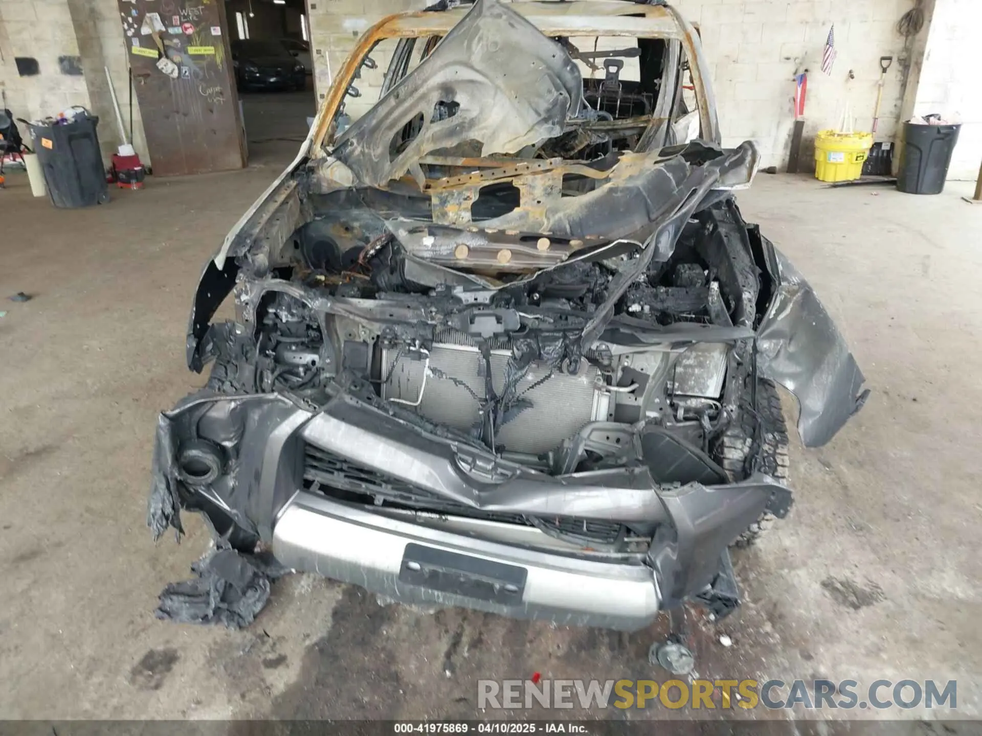 6 fotografías del automóvil dañado JTERU5JR3M5844835 TOYOTA 4RUNNER 2021