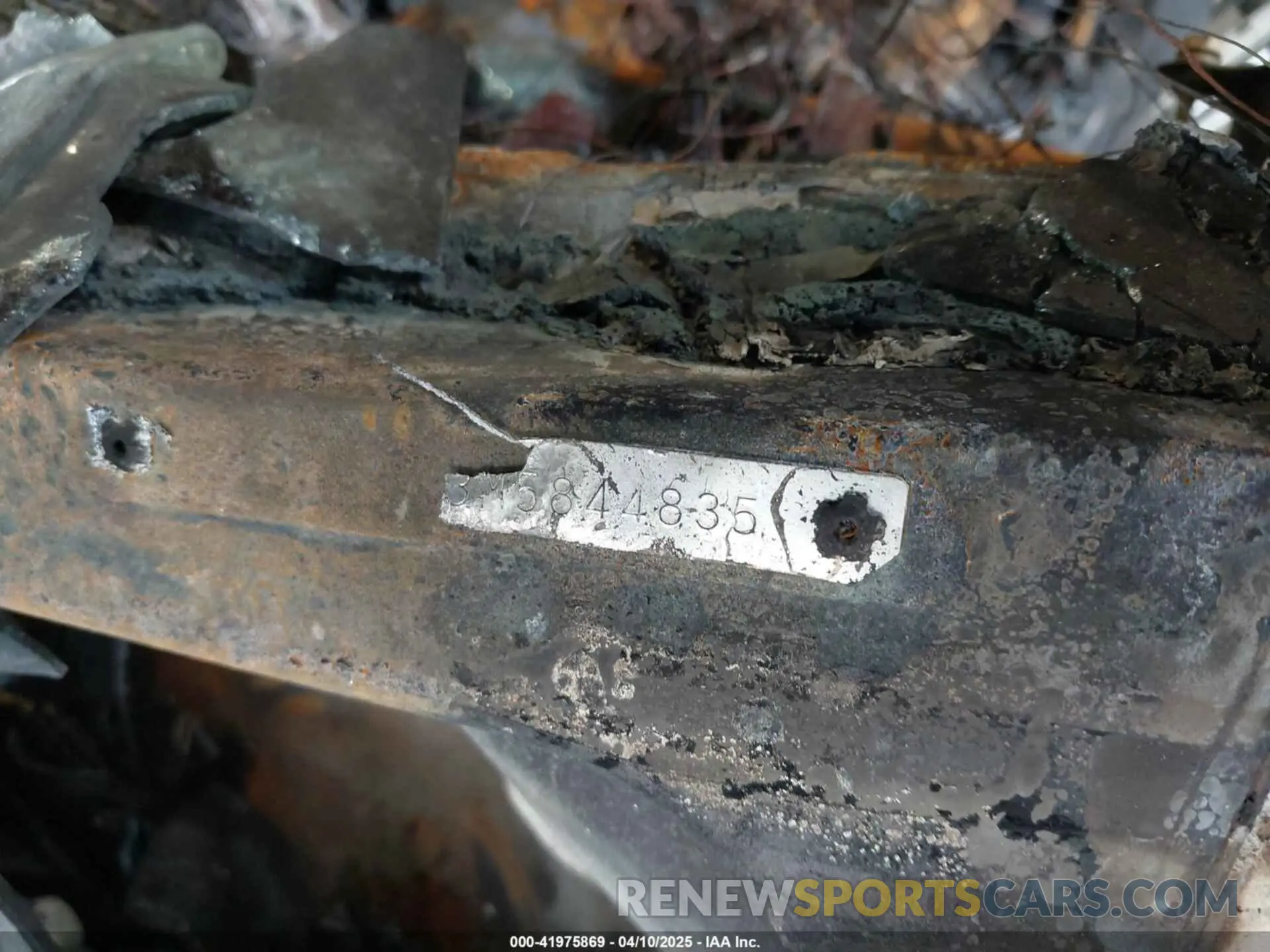 9 fotografías del automóvil dañado JTERU5JR3M5844835 TOYOTA 4RUNNER 2021