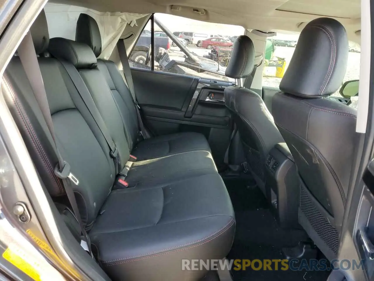6 fotografías del automóvil dañado JTERU5JR4M5857299 TOYOTA 4RUNNER 2021