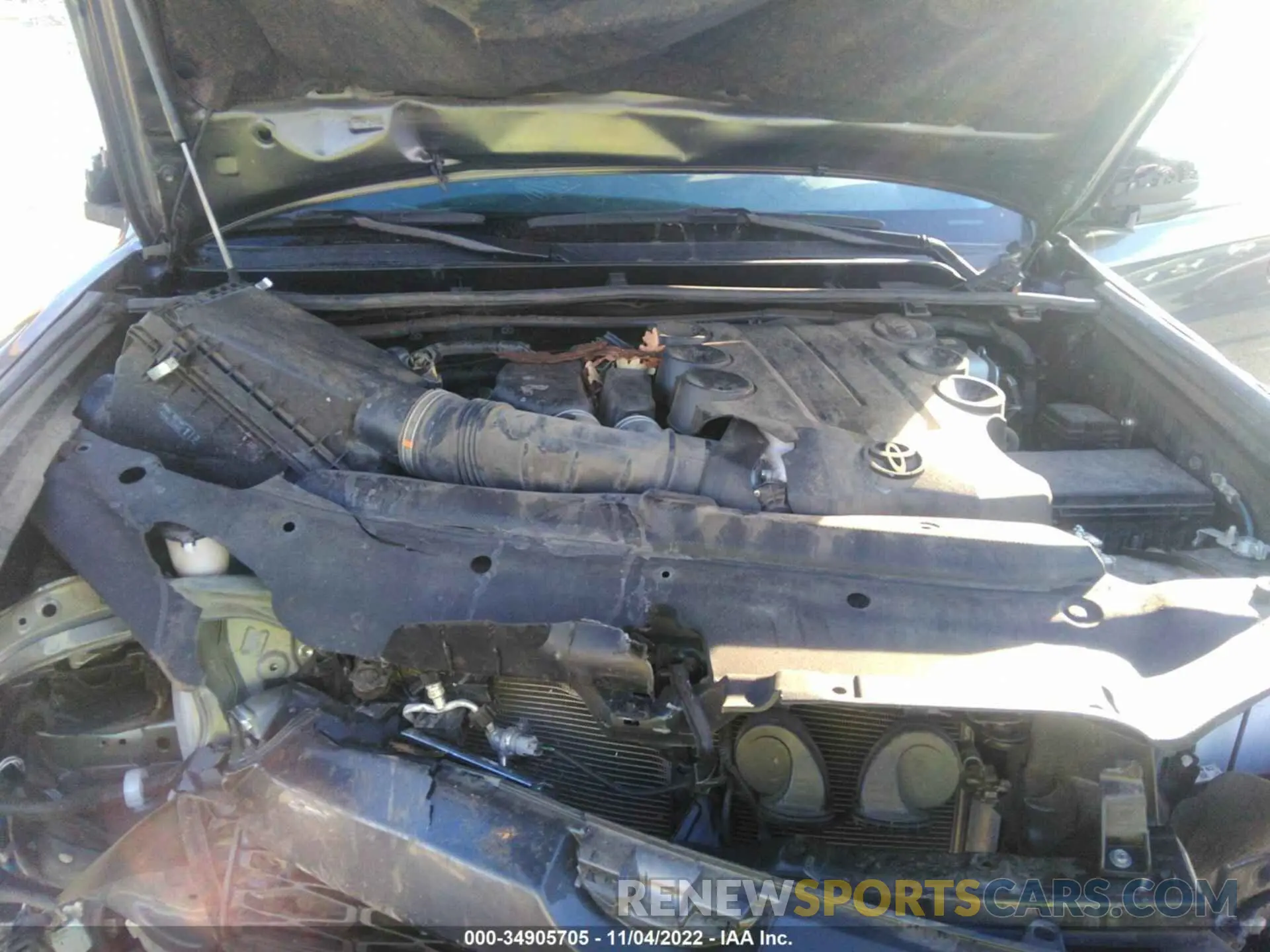 10 fotografías del automóvil dañado JTERU5JR4M5860607 TOYOTA 4RUNNER 2021