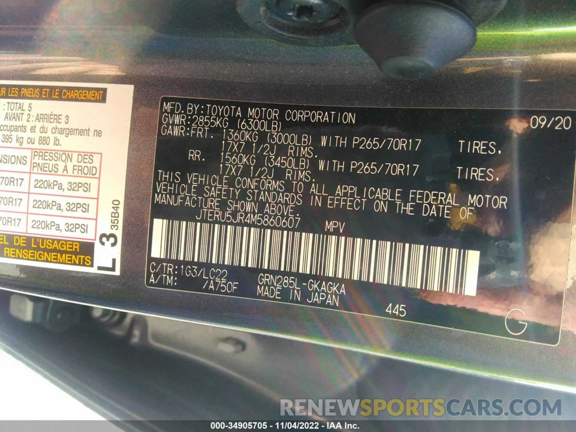 9 fotografías del automóvil dañado JTERU5JR4M5860607 TOYOTA 4RUNNER 2021