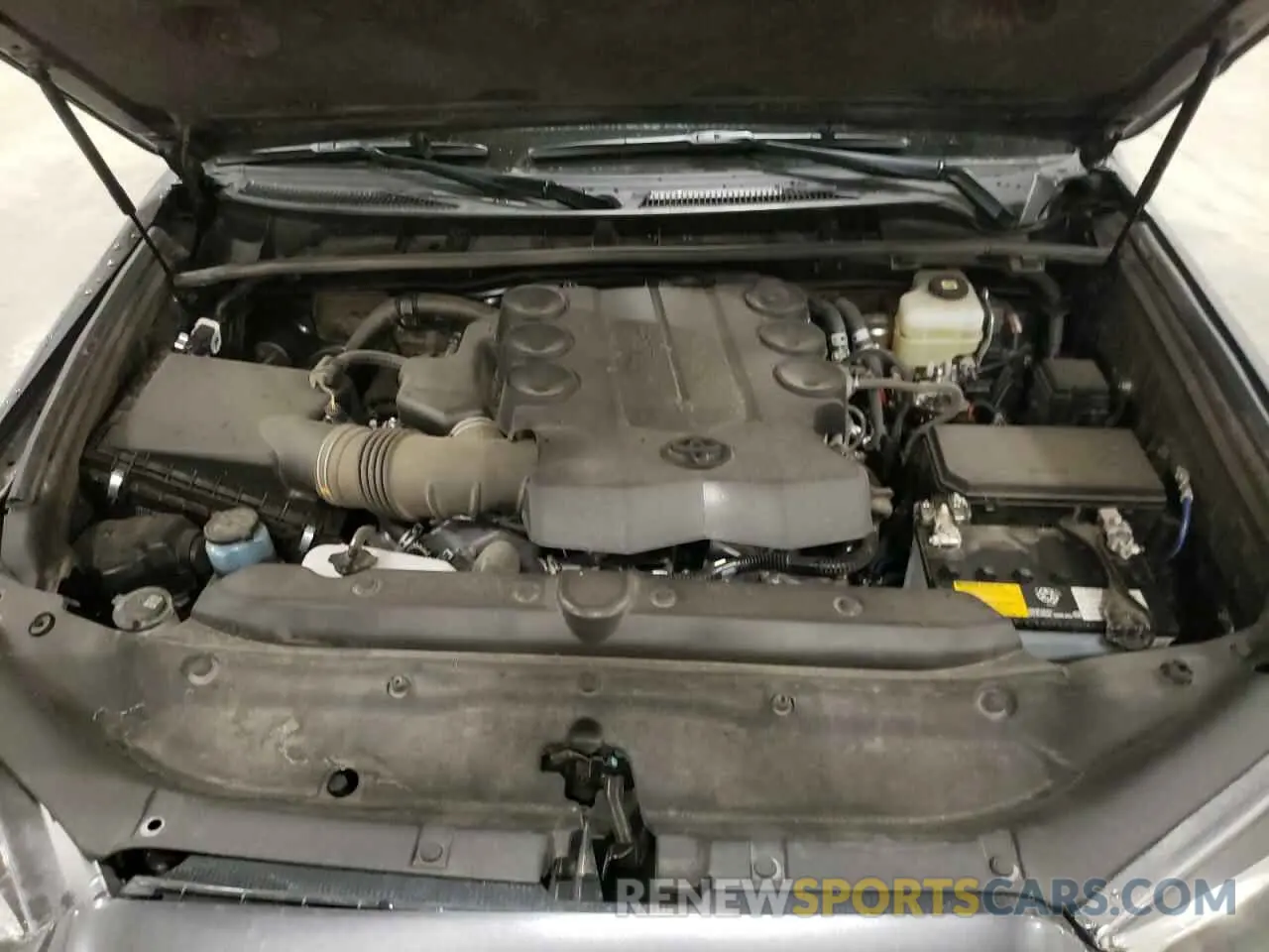12 fotografías del automóvil dañado JTERU5JR4M5864012 TOYOTA 4RUNNER 2021