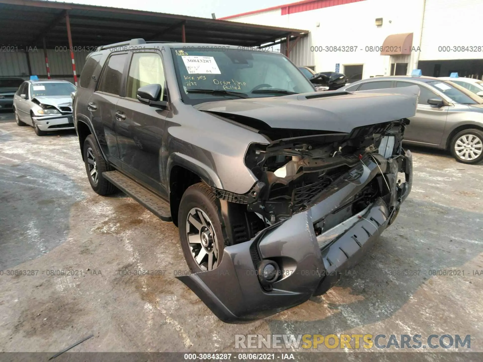 1 fotografías del automóvil dañado JTERU5JR4M5935791 TOYOTA 4RUNNER 2021