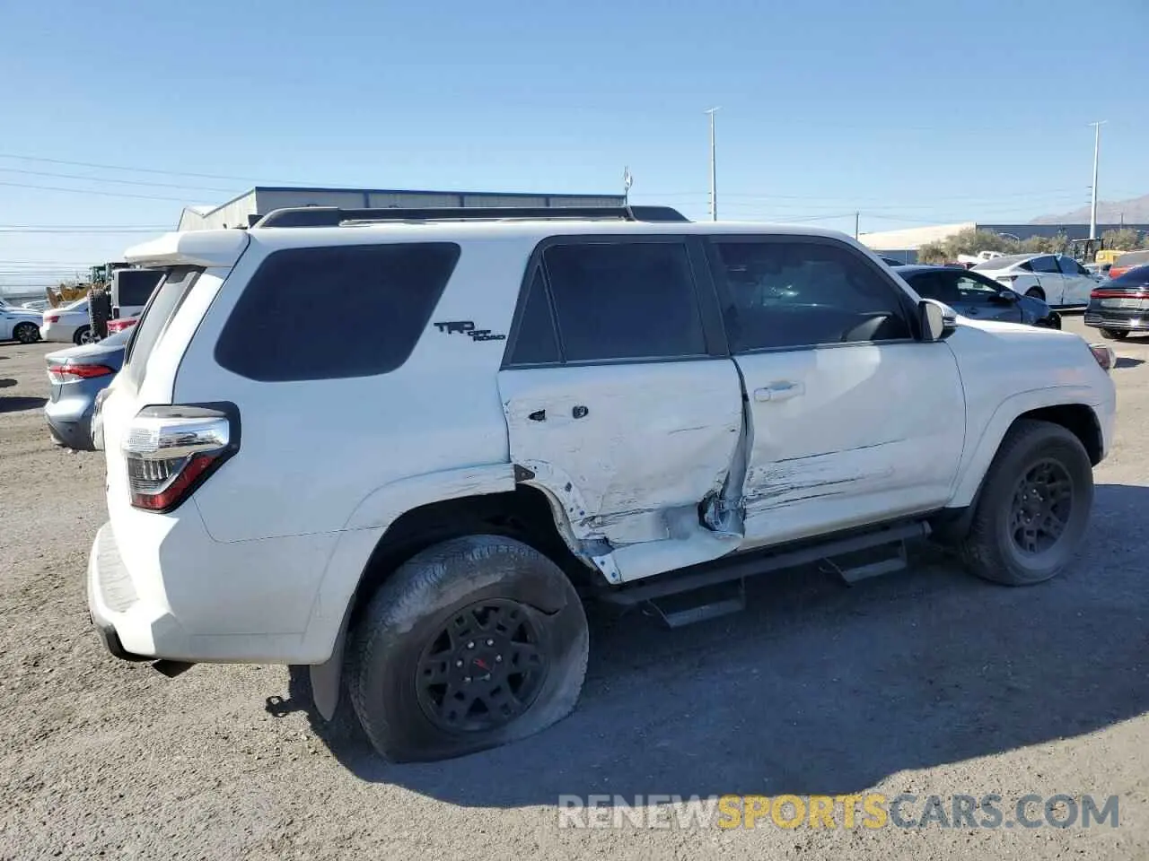 3 fotografías del automóvil dañado JTERU5JR6M5923142 TOYOTA 4RUNNER 2021