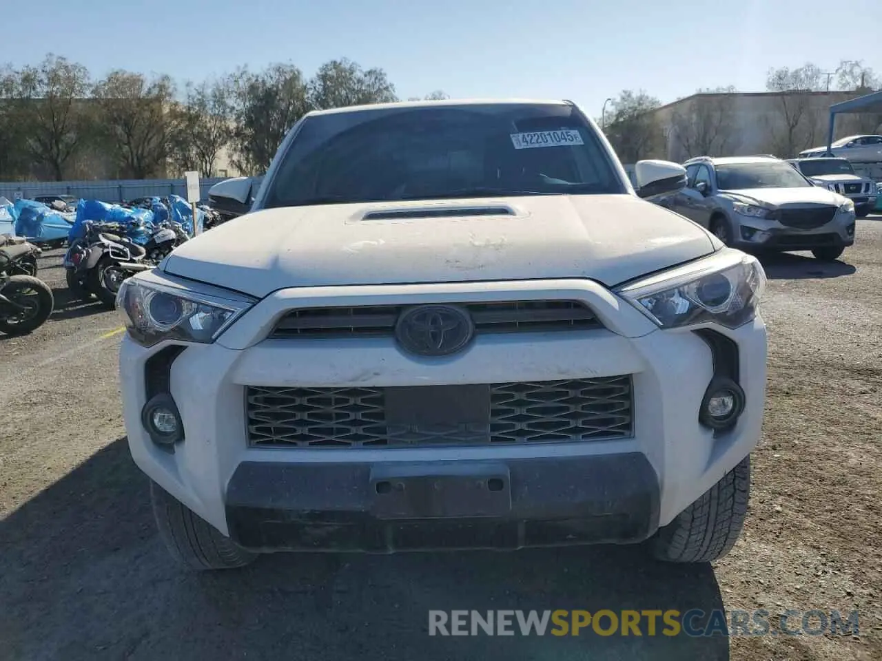 5 fotografías del automóvil dañado JTERU5JR6M5923142 TOYOTA 4RUNNER 2021