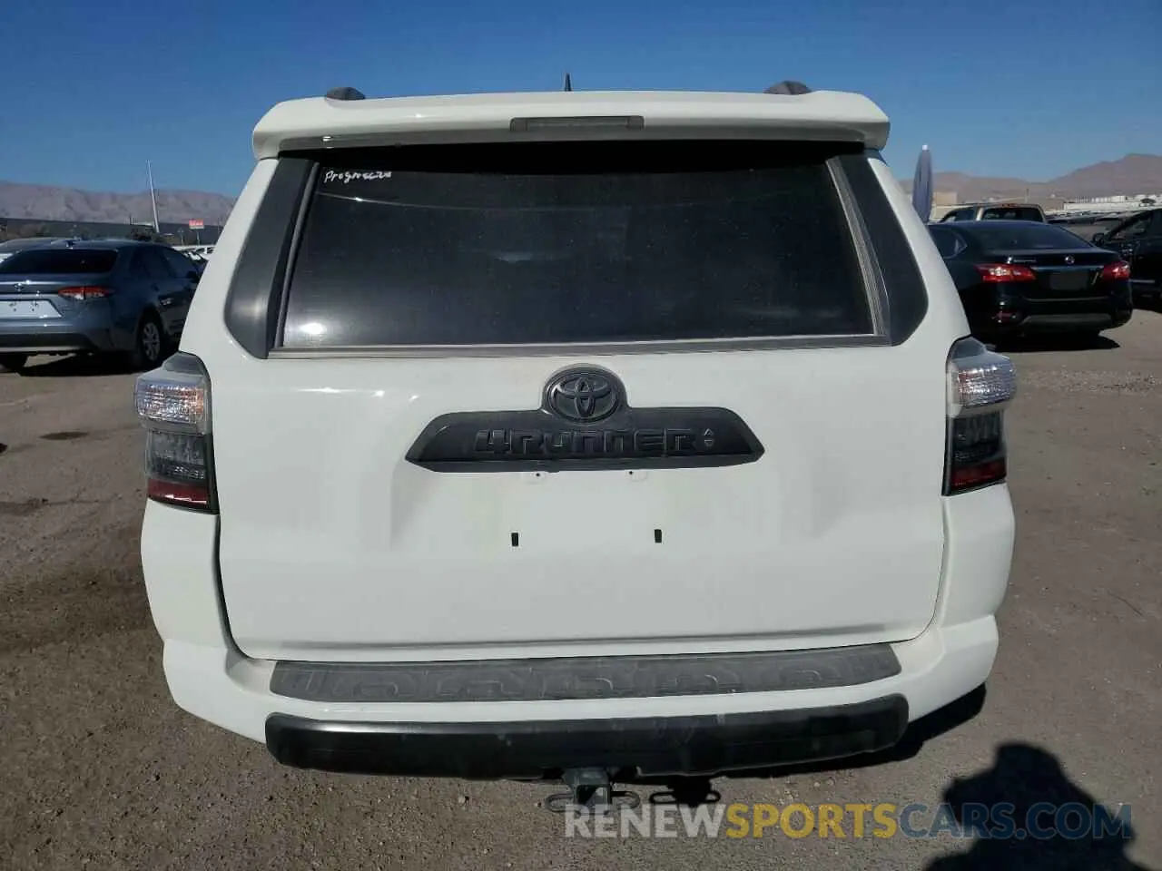 6 fotografías del automóvil dañado JTERU5JR6M5923142 TOYOTA 4RUNNER 2021