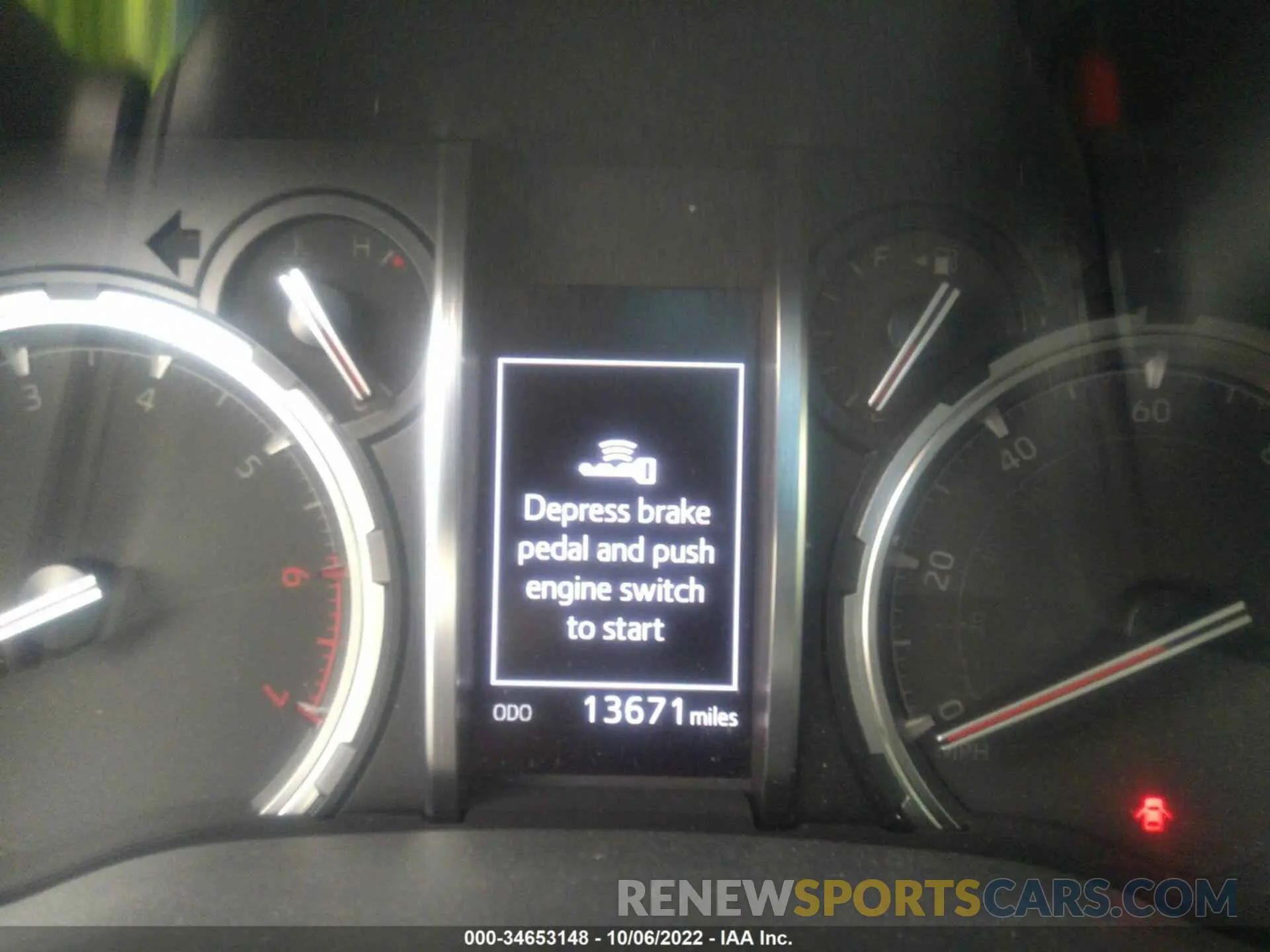 7 fotografías del automóvil dañado JTERU5JR7M5939530 TOYOTA 4RUNNER 2021