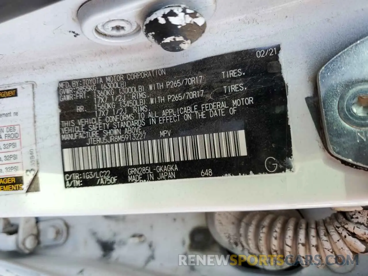 13 fotografías del automóvil dañado JTERU5JR8M5913227 TOYOTA 4RUNNER 2021