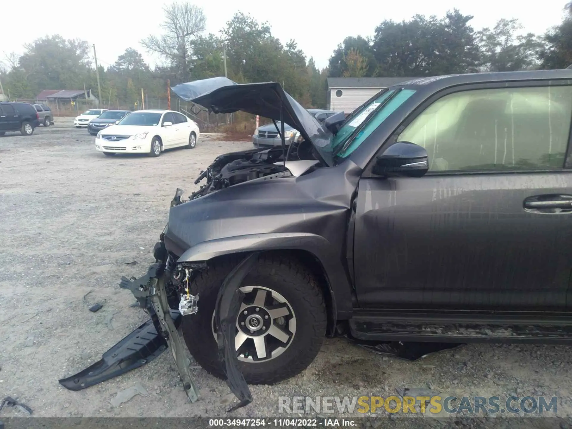 6 fotografías del automóvil dañado JTERU5JRXM5848610 TOYOTA 4RUNNER 2021