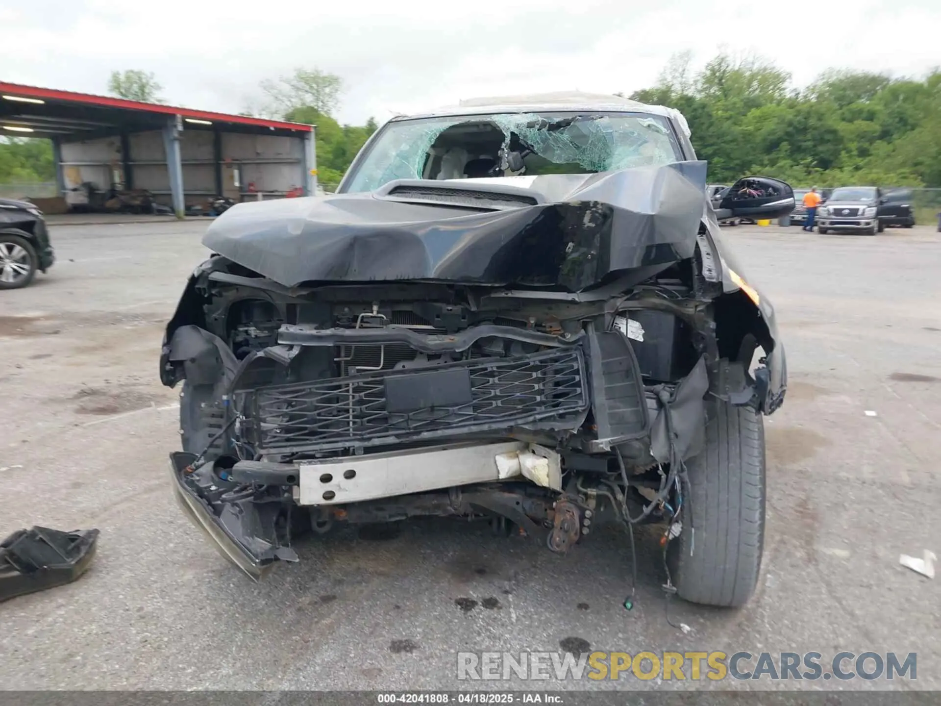 11 fotografías del automóvil dañado JTERU5JRXM5883079 TOYOTA 4RUNNER 2021