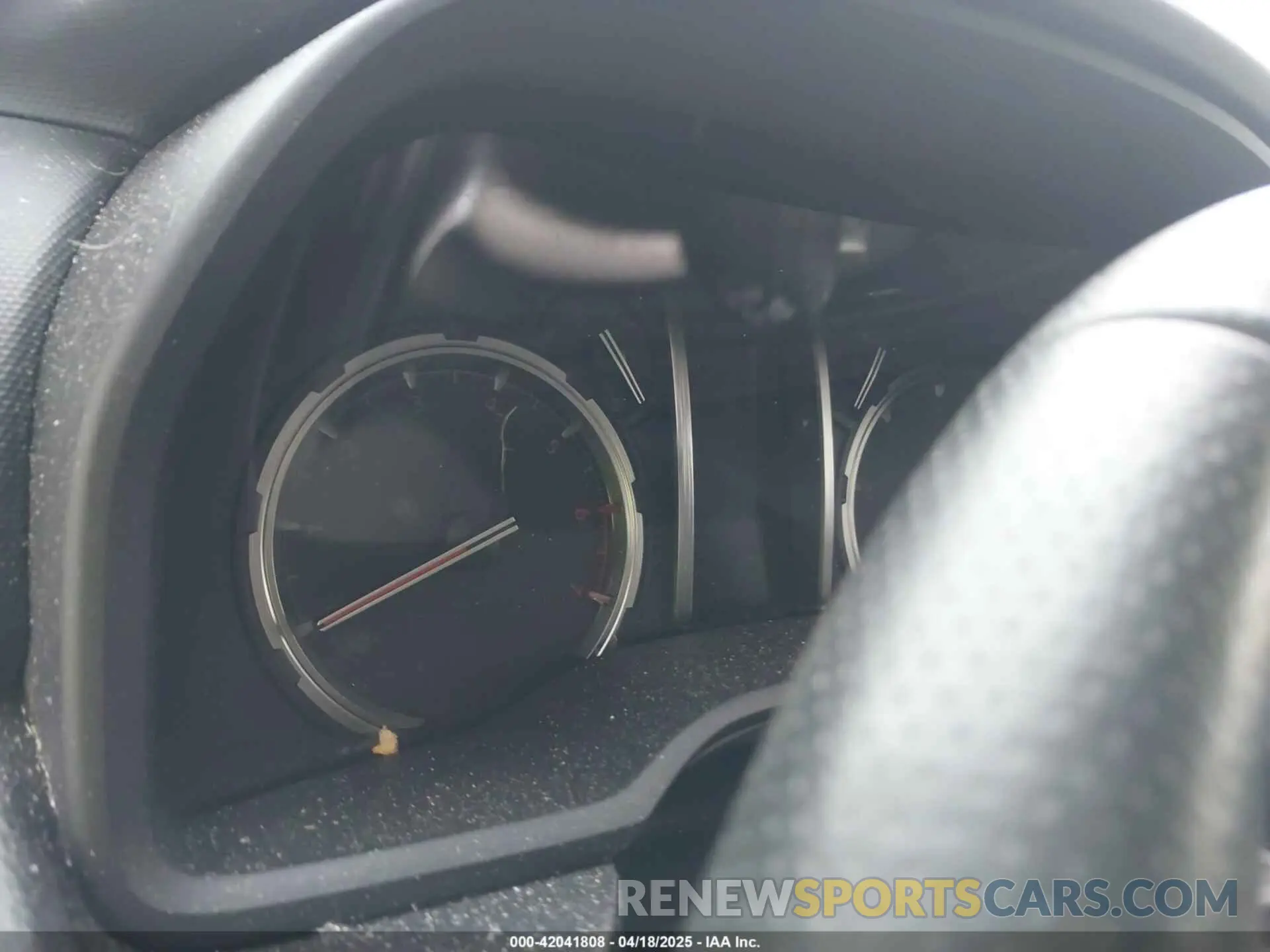 14 fotografías del automóvil dañado JTERU5JRXM5883079 TOYOTA 4RUNNER 2021
