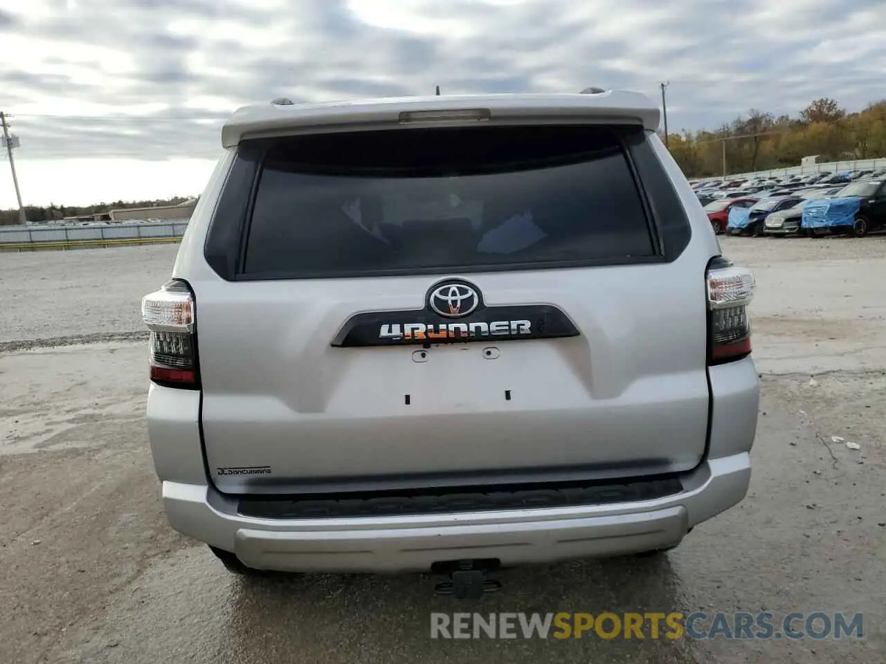 6 fotografías del automóvil dañado JTERU5JRXM5944561 TOYOTA 4RUNNER 2021