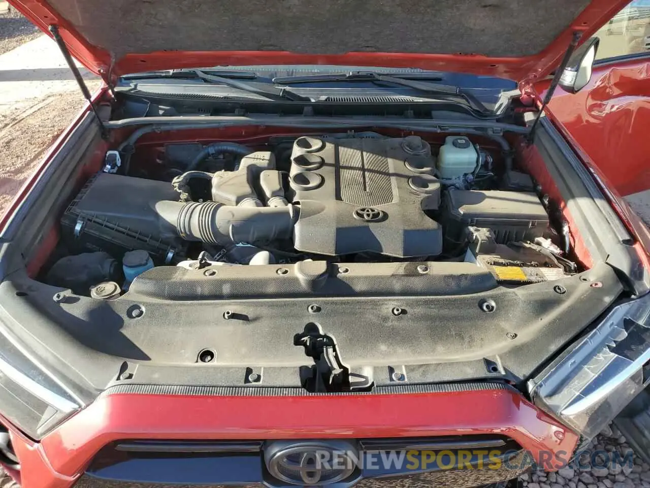 12 fotografías del automóvil dañado JTERU5JRXM5954331 TOYOTA 4RUNNER 2021