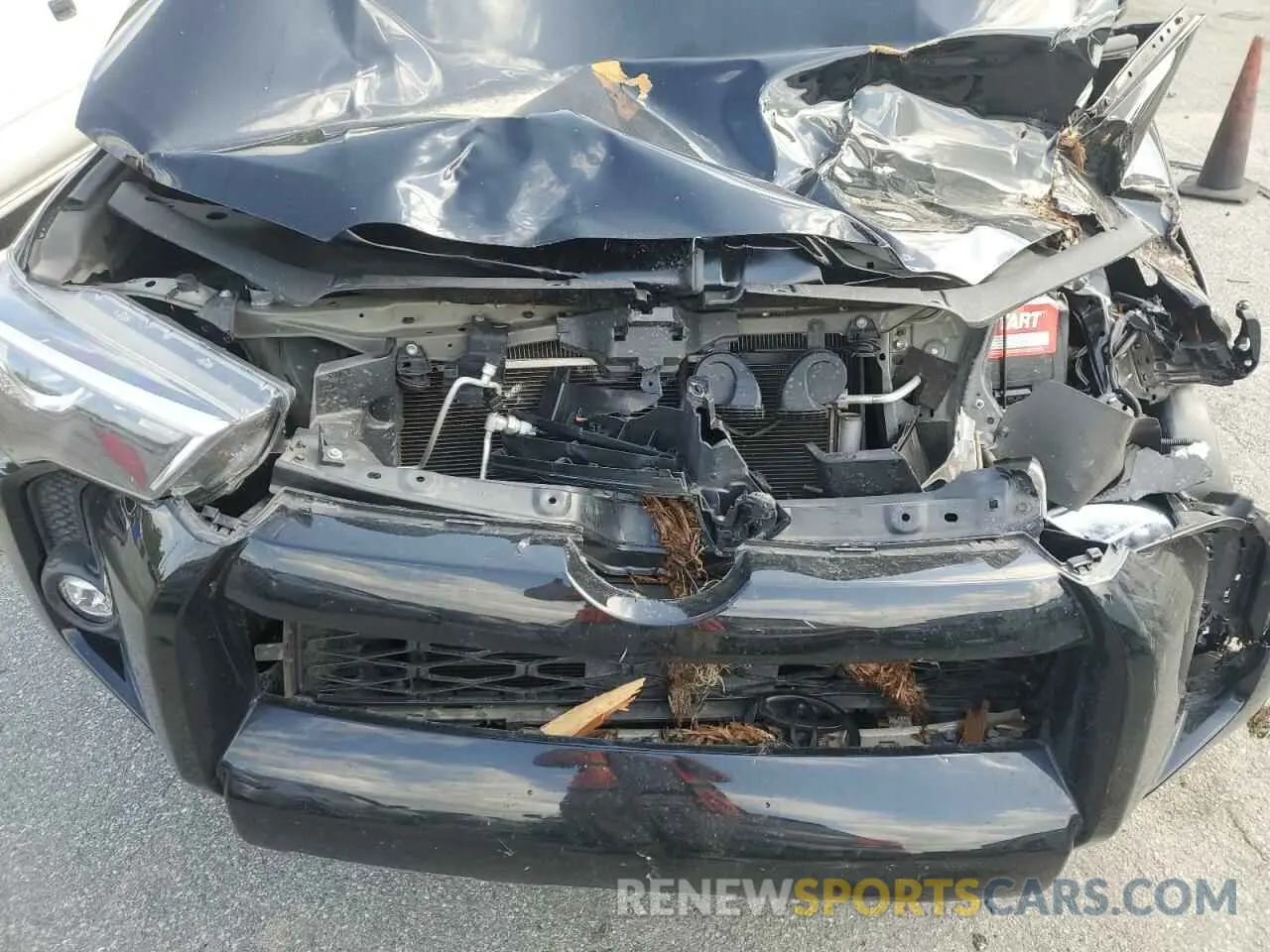 12 fotografías del automóvil dañado JTEZU5JR2M5232447 TOYOTA 4RUNNER 2021