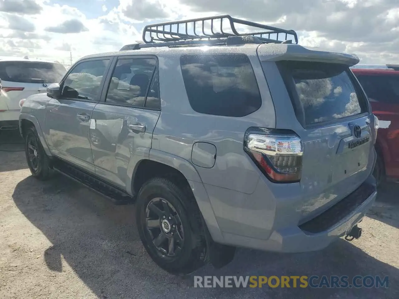 2 fotografías del automóvil dañado JTEZU5JR6M5234959 TOYOTA 4RUNNER 2021