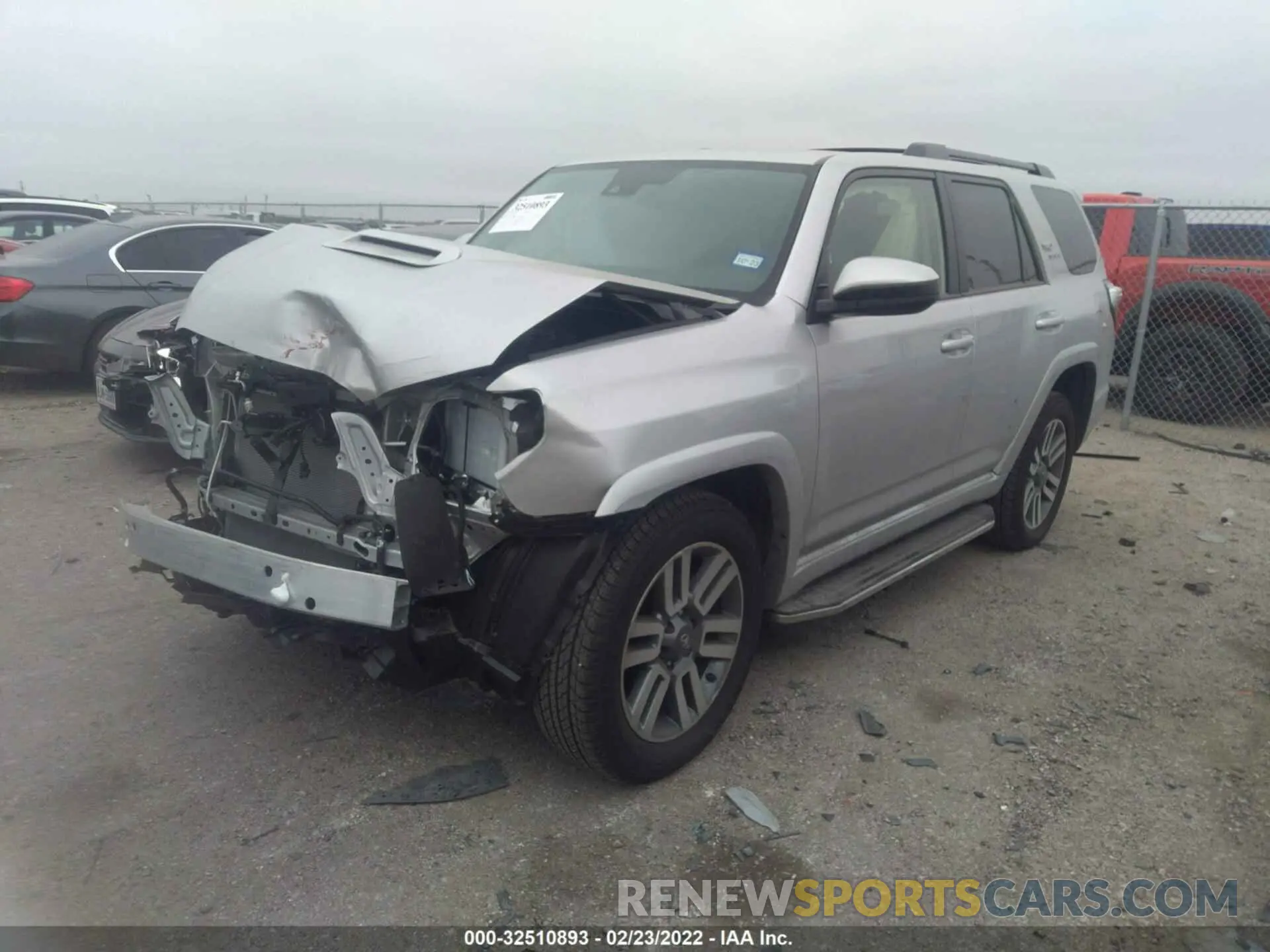 2 fotografías del automóvil dañado JTEAU5JR4N5254089 TOYOTA 4RUNNER 2022