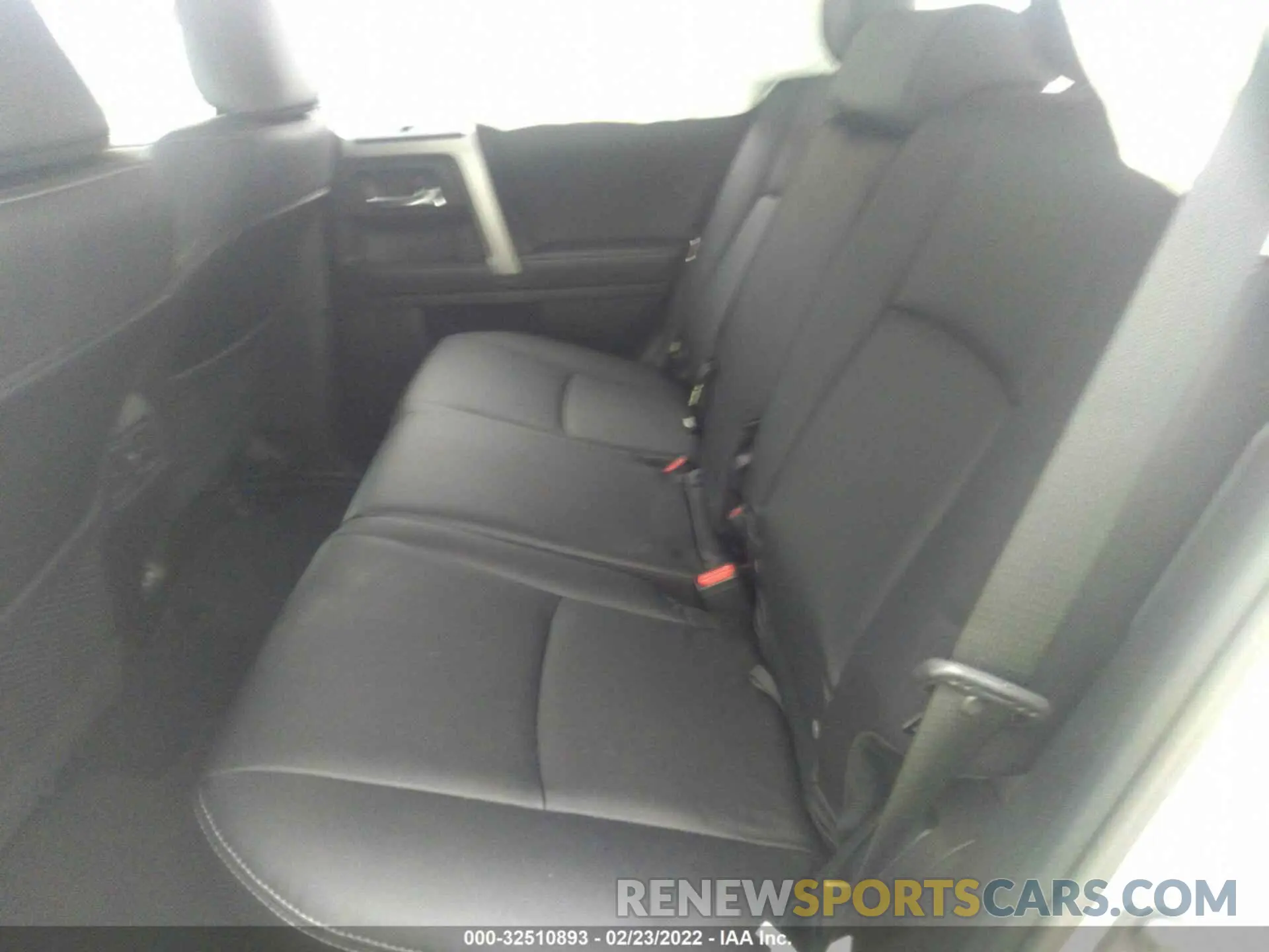 8 fotografías del automóvil dañado JTEAU5JR4N5254089 TOYOTA 4RUNNER 2022