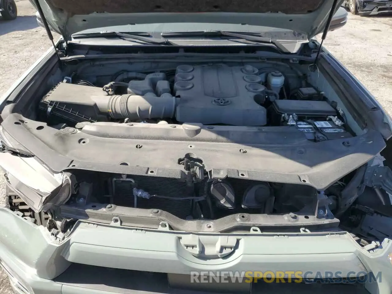 12 fotografías del automóvil dañado JTEAU5JRXN5262715 TOYOTA 4RUNNER 2022