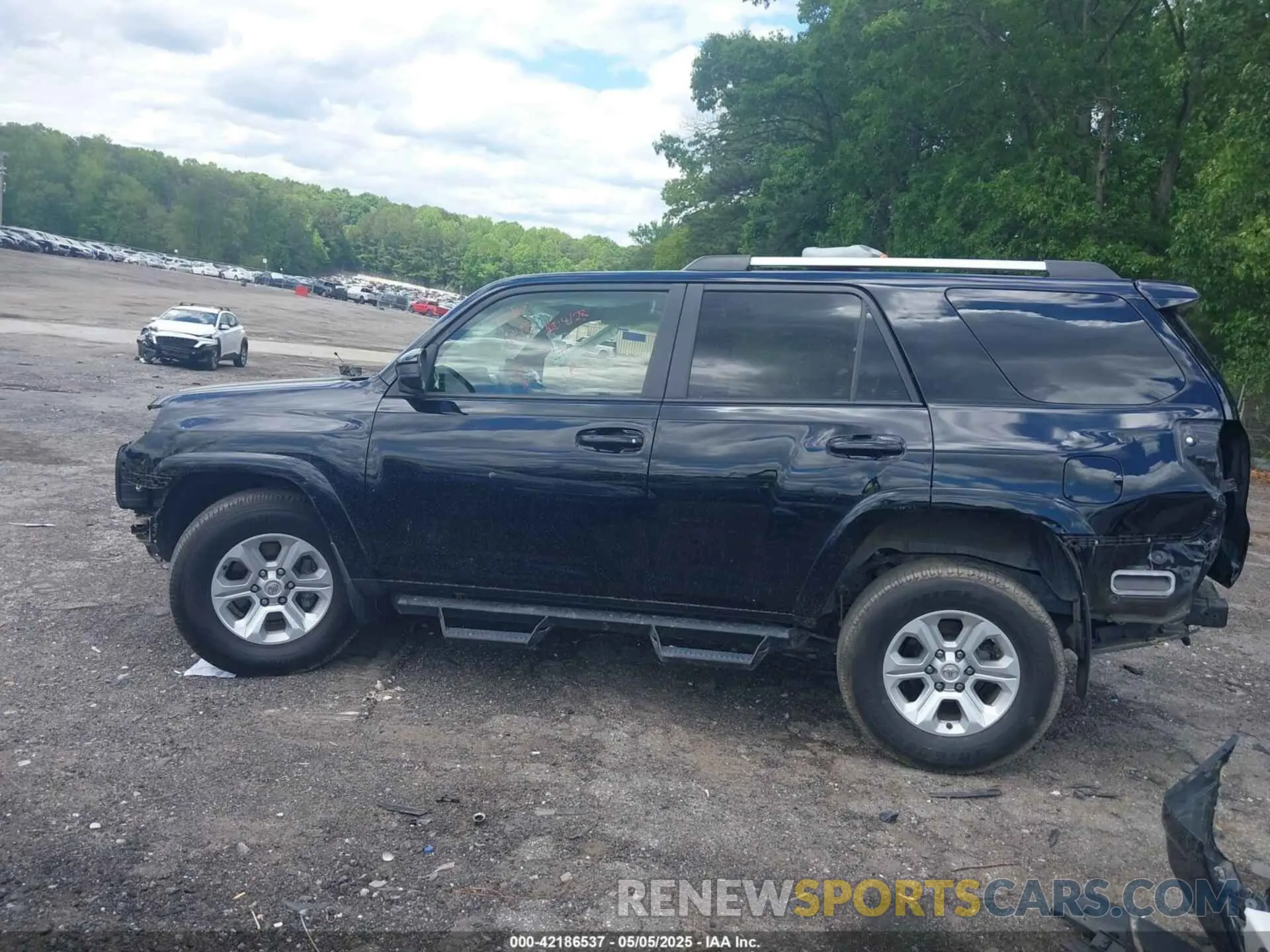 15 fotografías del automóvil dañado JTEEU5JR0N5257119 TOYOTA 4RUNNER 2022