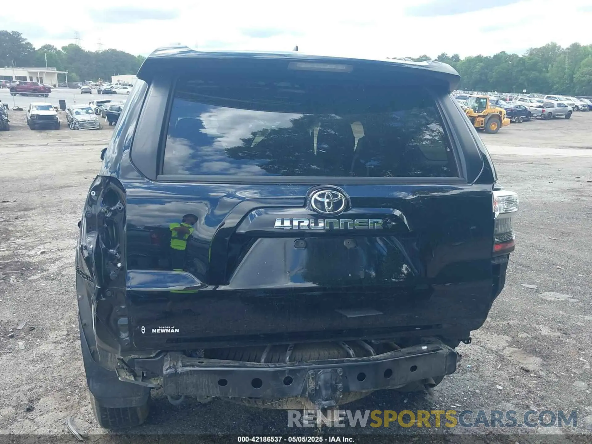 17 fotografías del automóvil dañado JTEEU5JR0N5257119 TOYOTA 4RUNNER 2022
